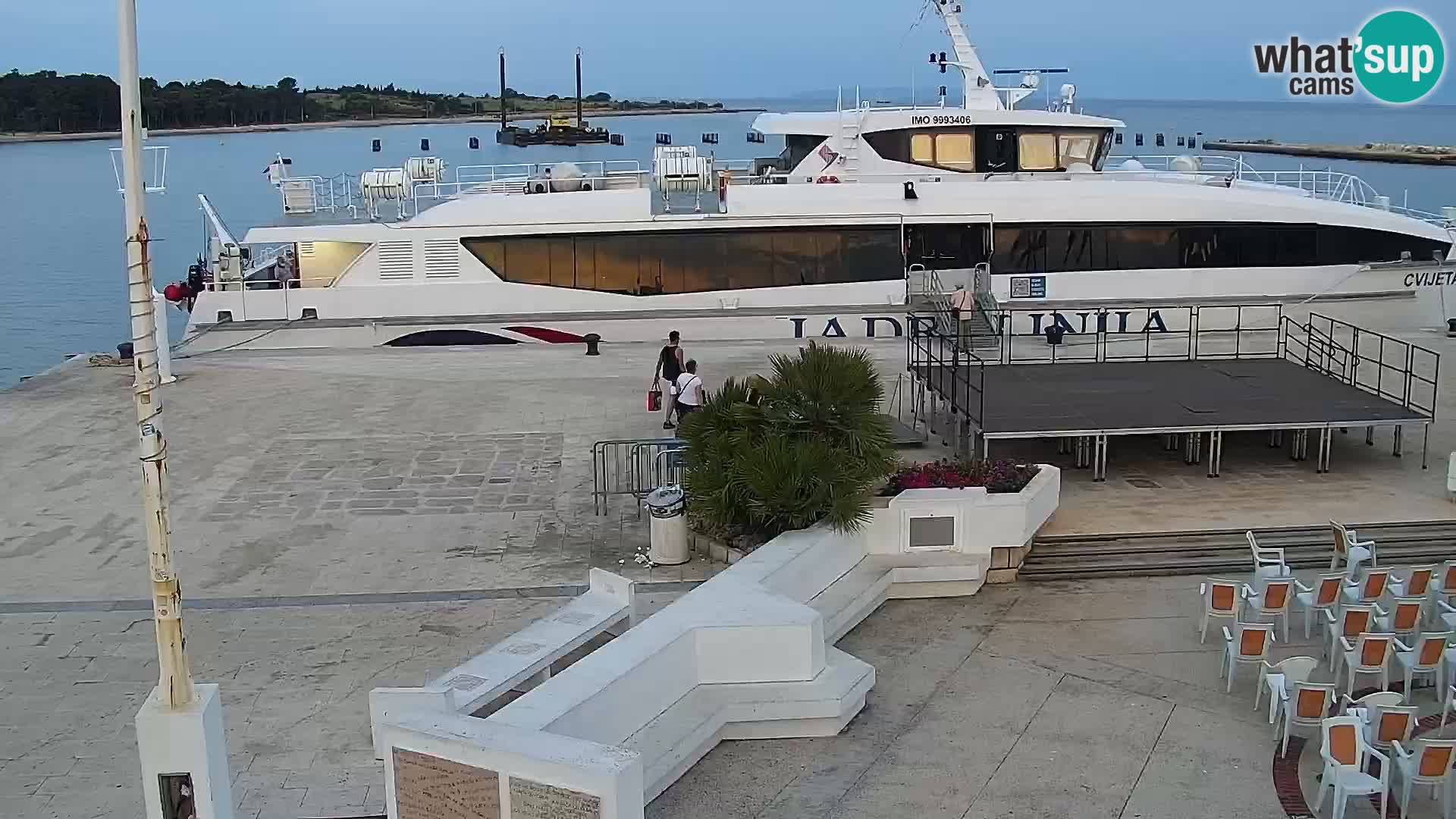 Webcam Novalja seaside promenade