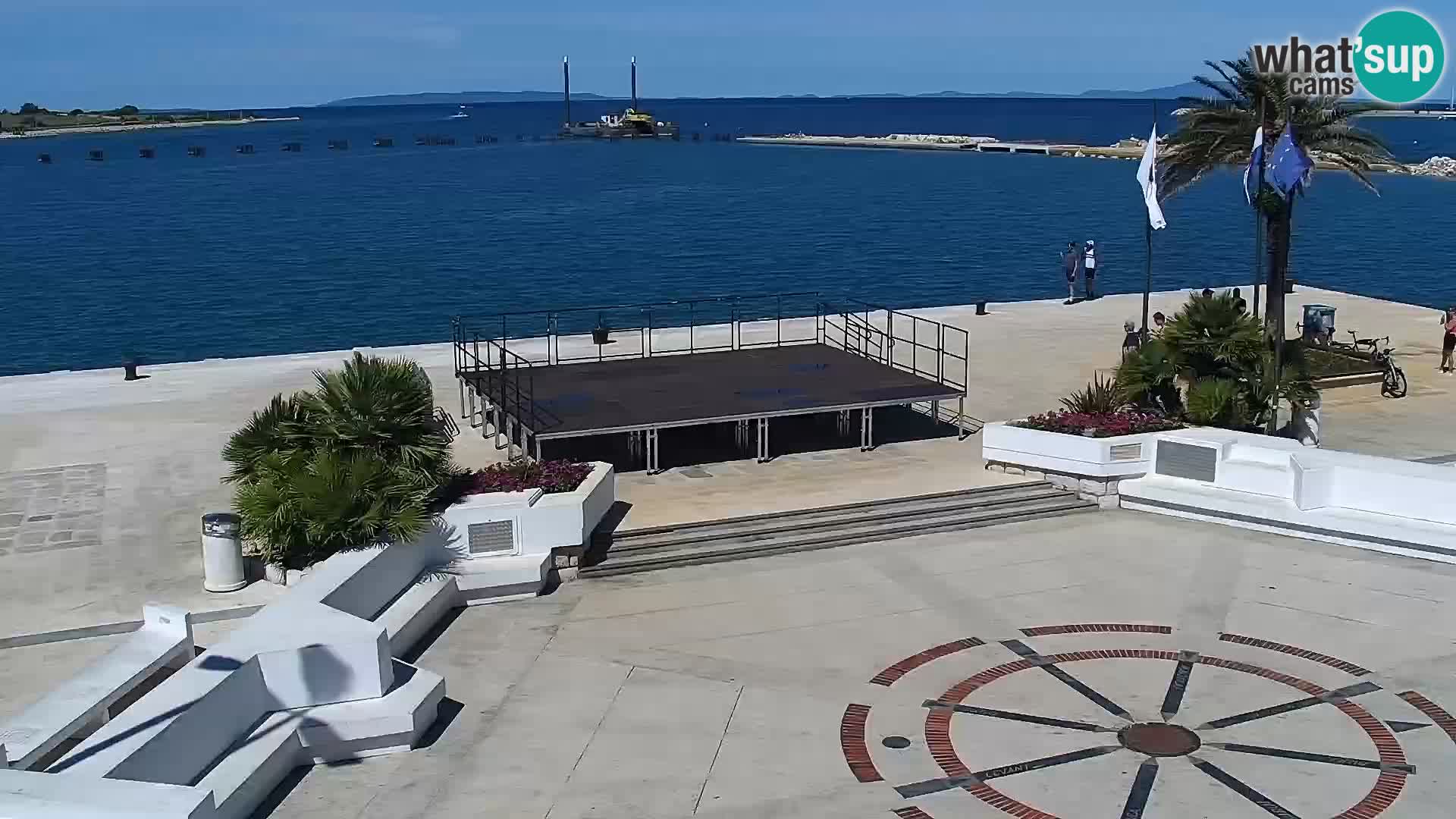 Webcam Novalja seaside promenade