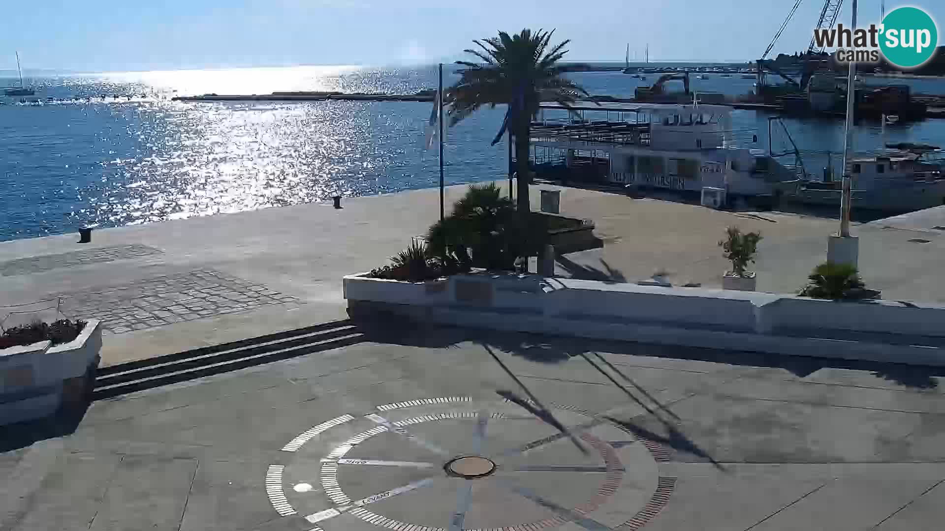 Webcam Novalja seaside promenade