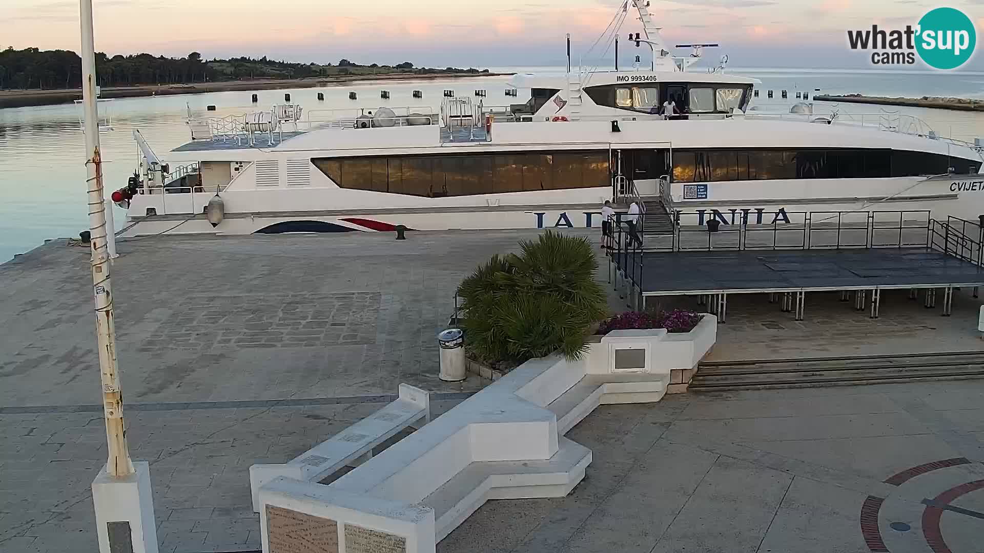 Livecam Promenade a Novalja