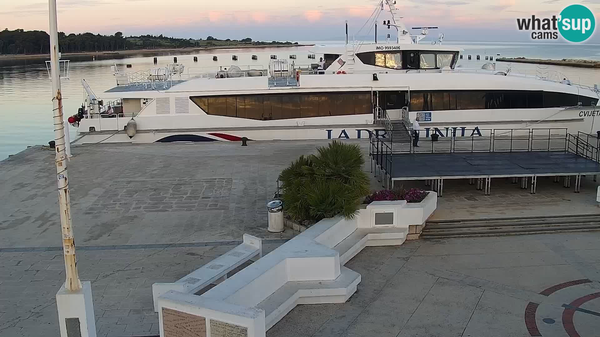 Novalja Livecam promenade