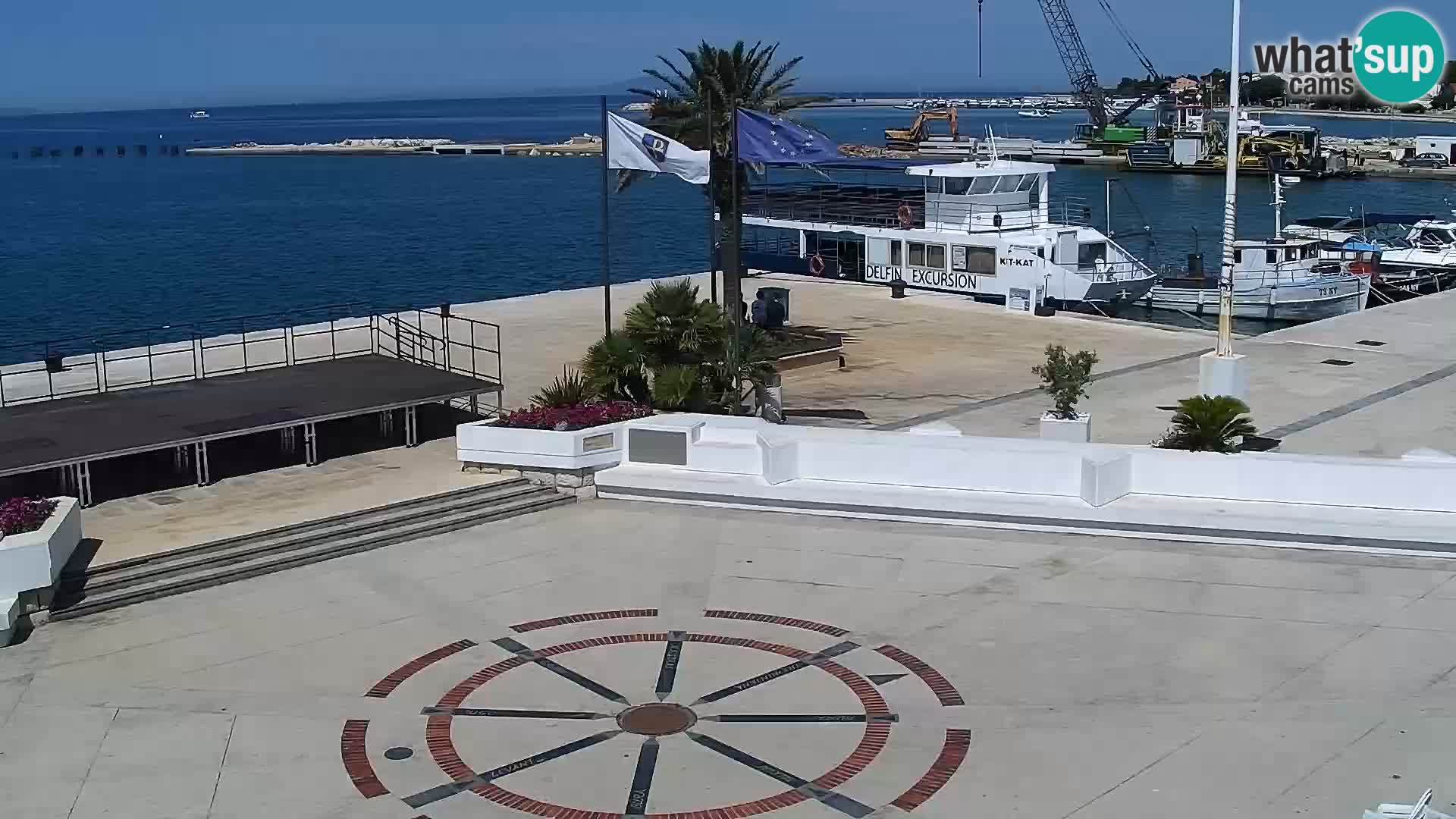 Web kamera Novalja promenada