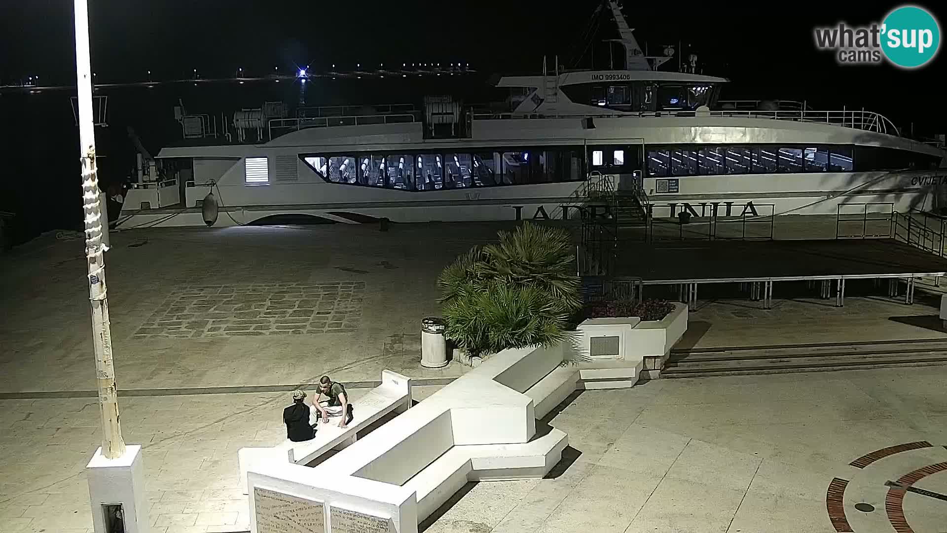 Webcam Novalja seaside promenade