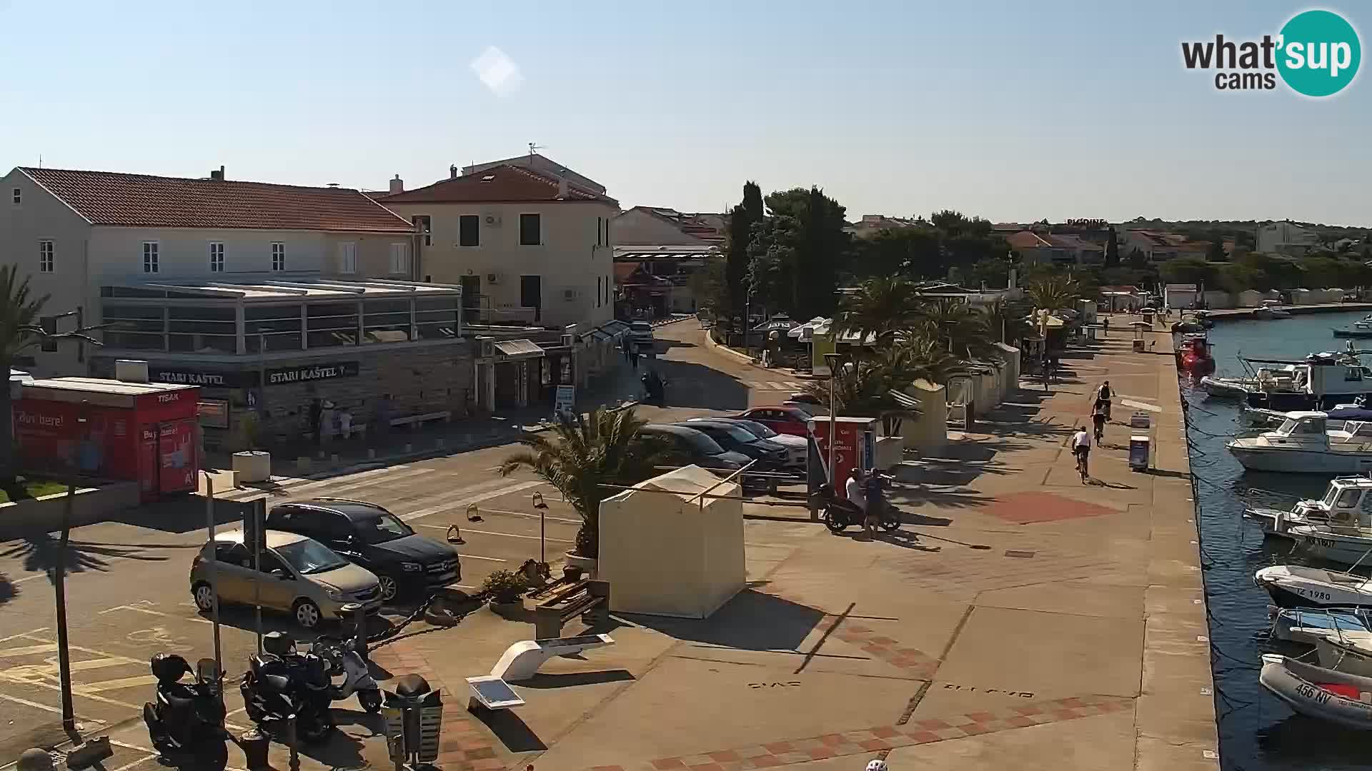 Webcam Novalja seaside promenade