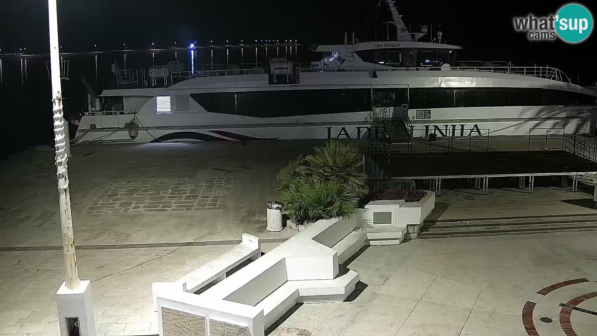 Webcam Novalja seaside promenade