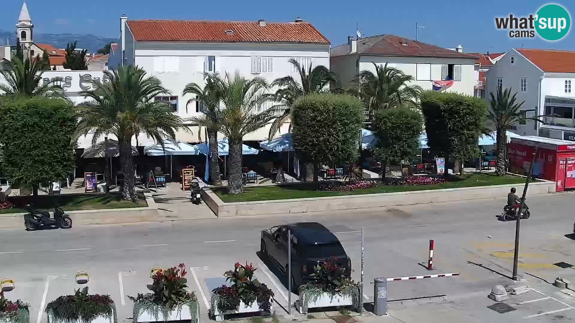 Webcam Novalja seaside promenade