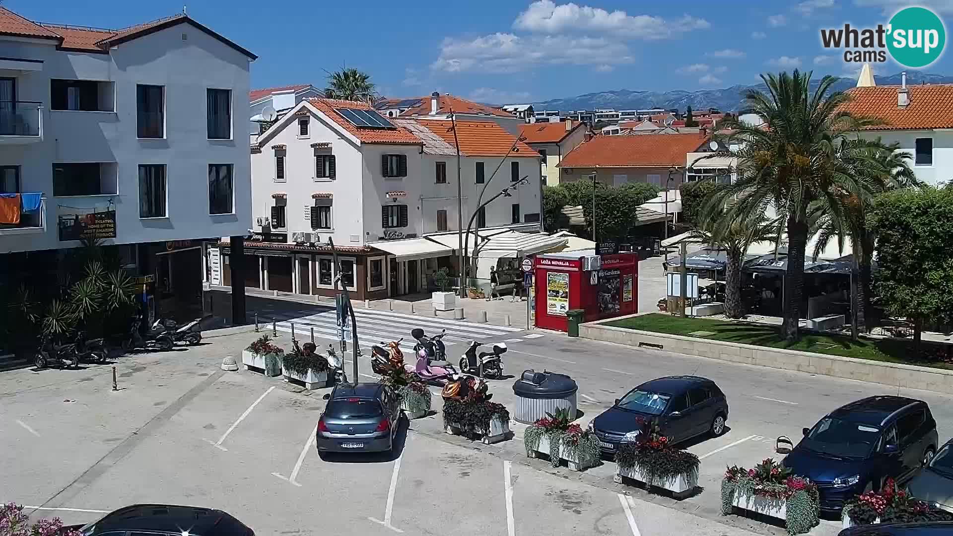 Novalja spletna kamera promenada