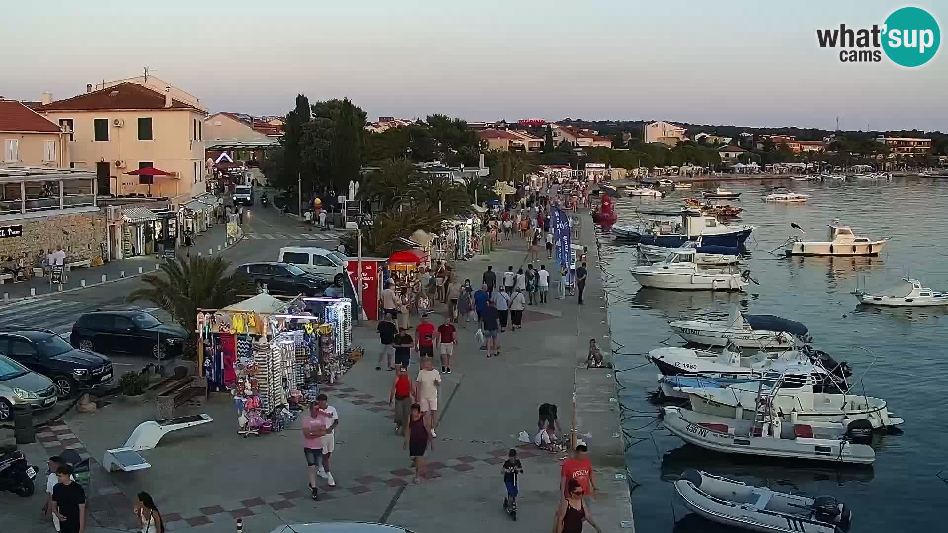 Webcam Novalja seaside promenade