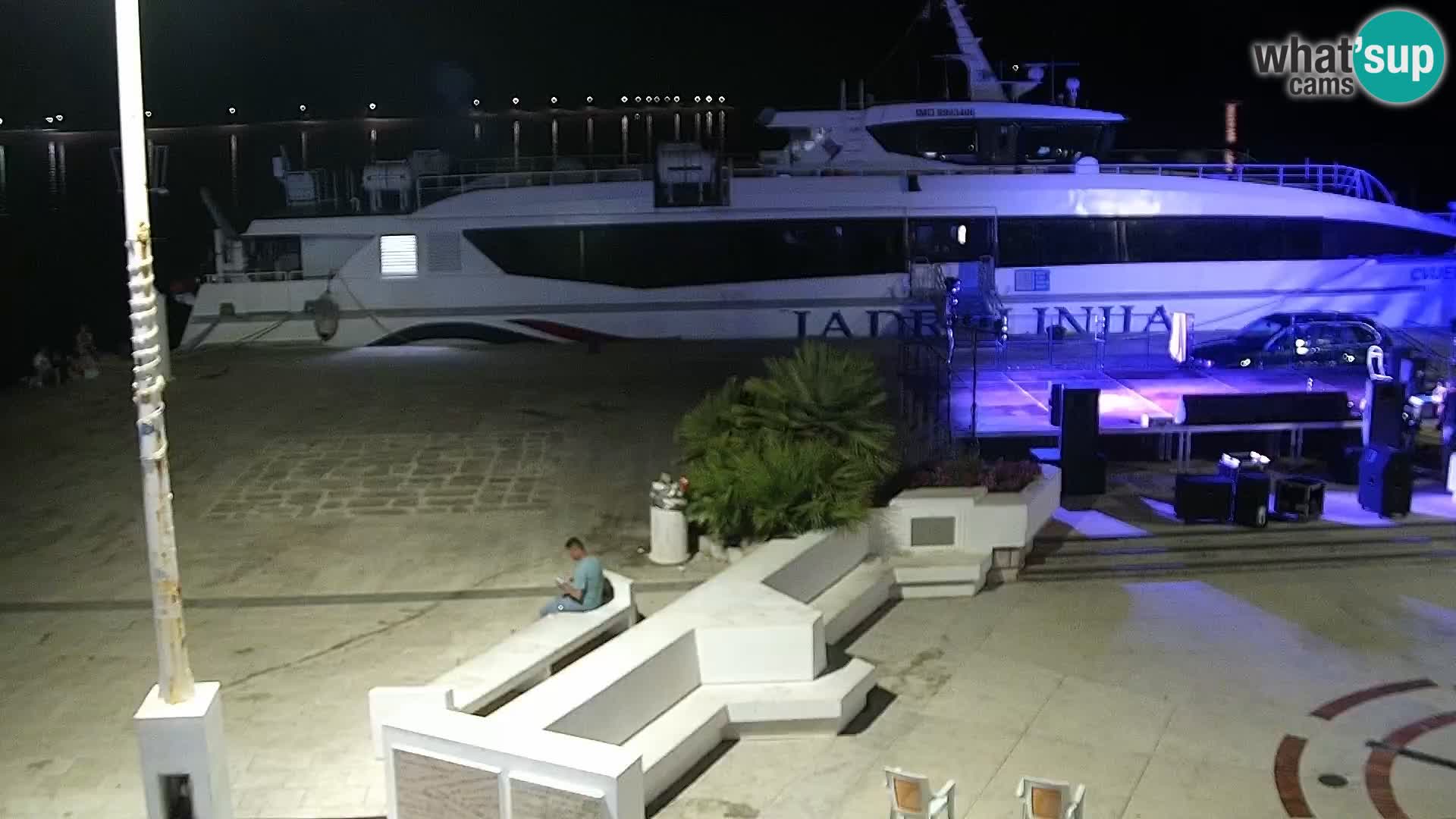 Livecam Promenade a Novalja