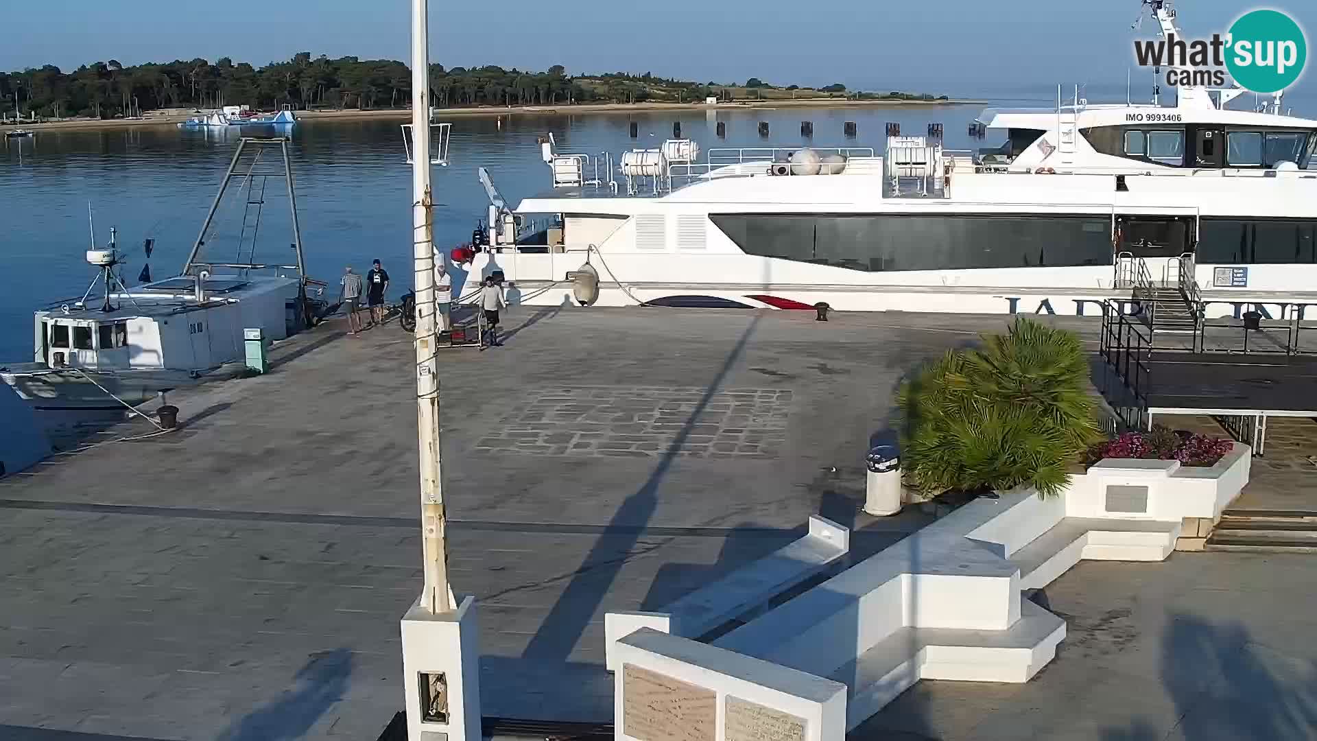 Webcam Novalja seaside promenade