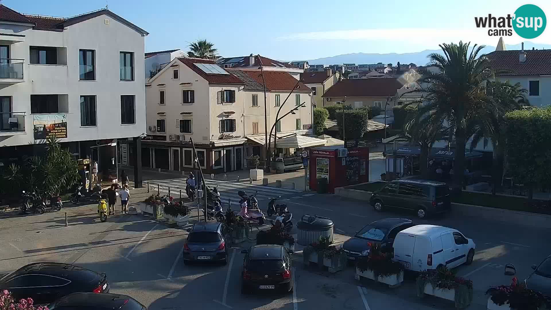 Webcam Novalja seaside promenade