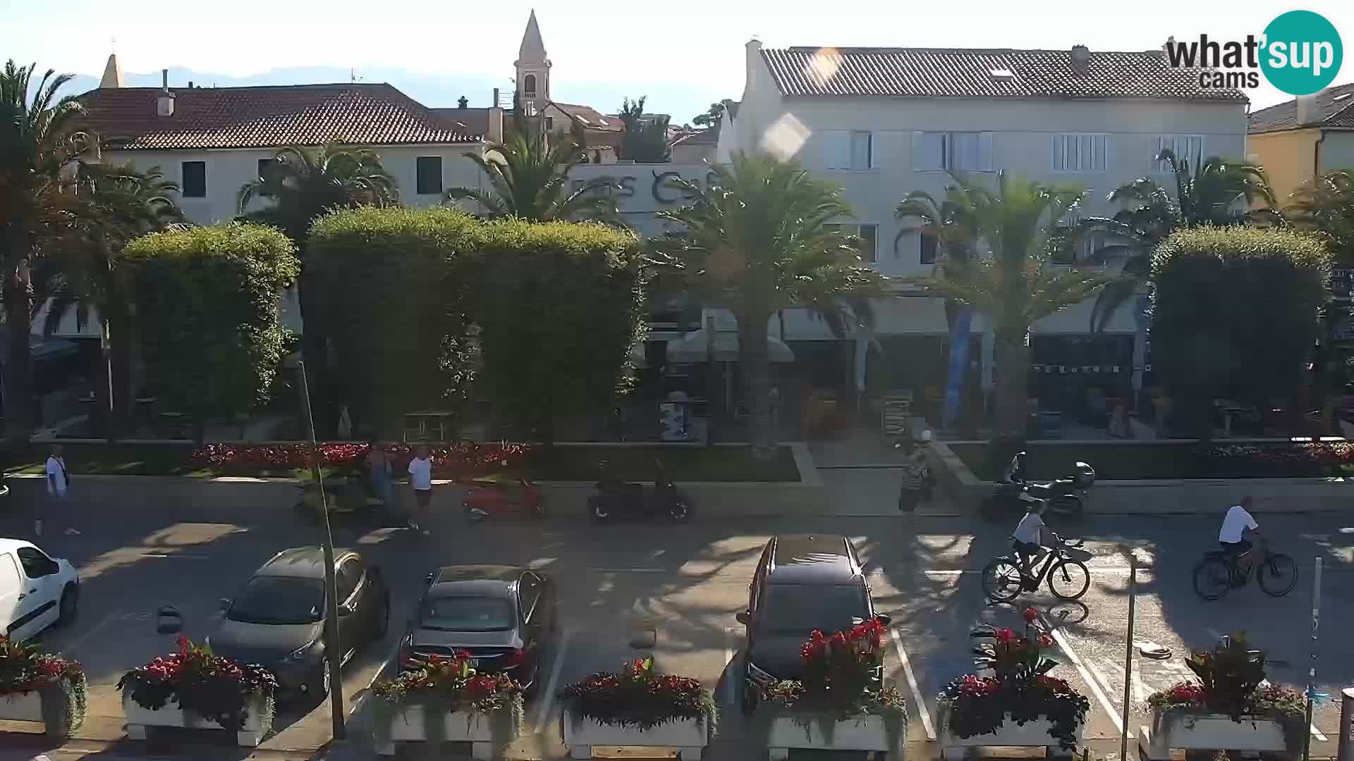 Webcam Novalja seaside promenade