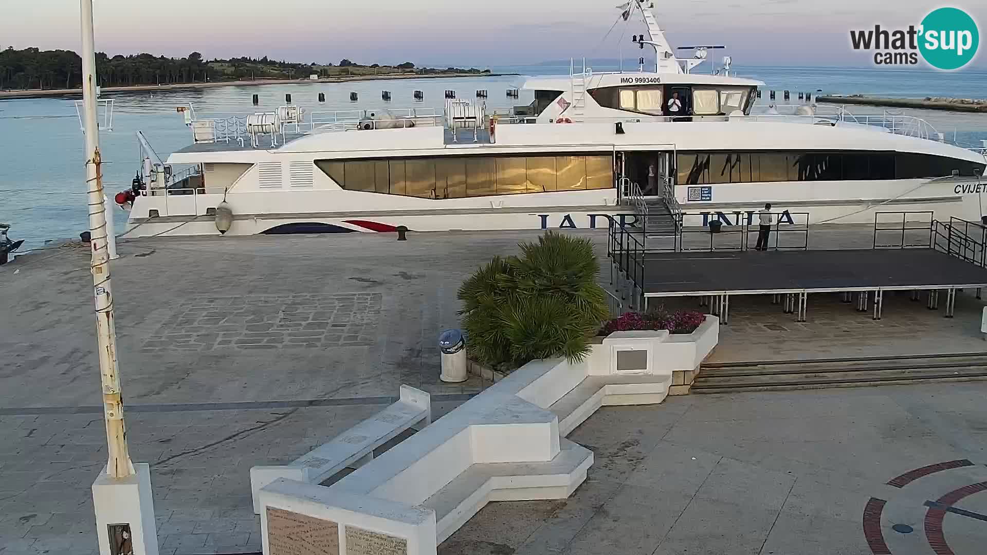 Novalja Livecam promenade