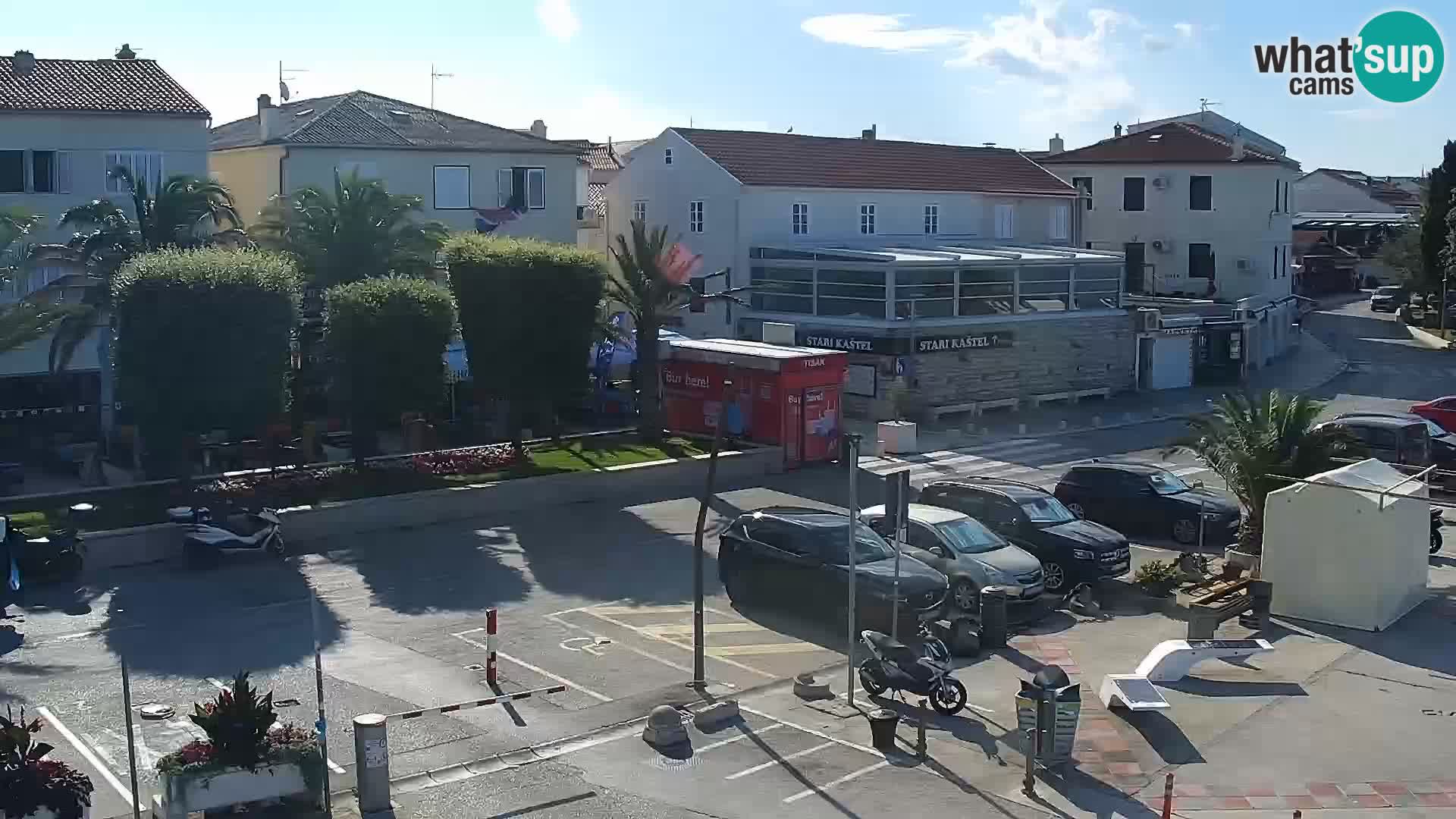 Web kamera Novalja promenada