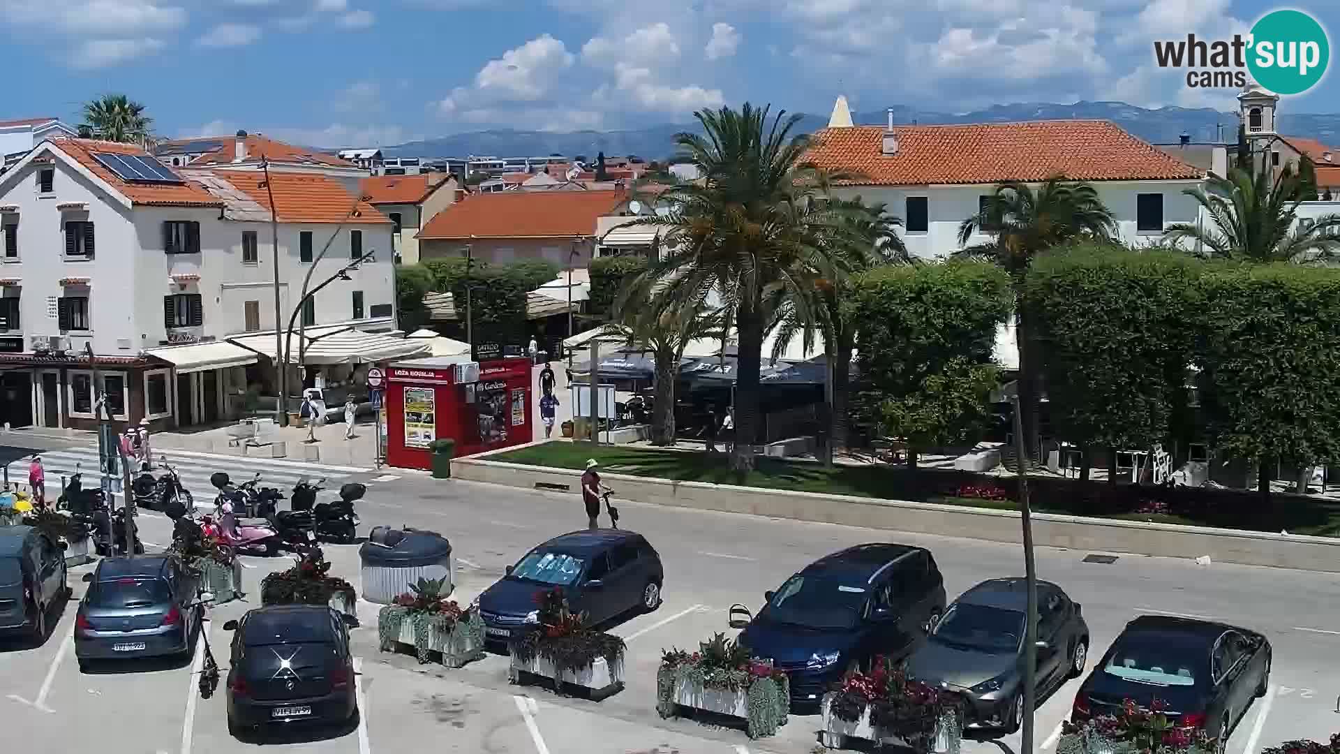 Novalja spletna kamera promenada