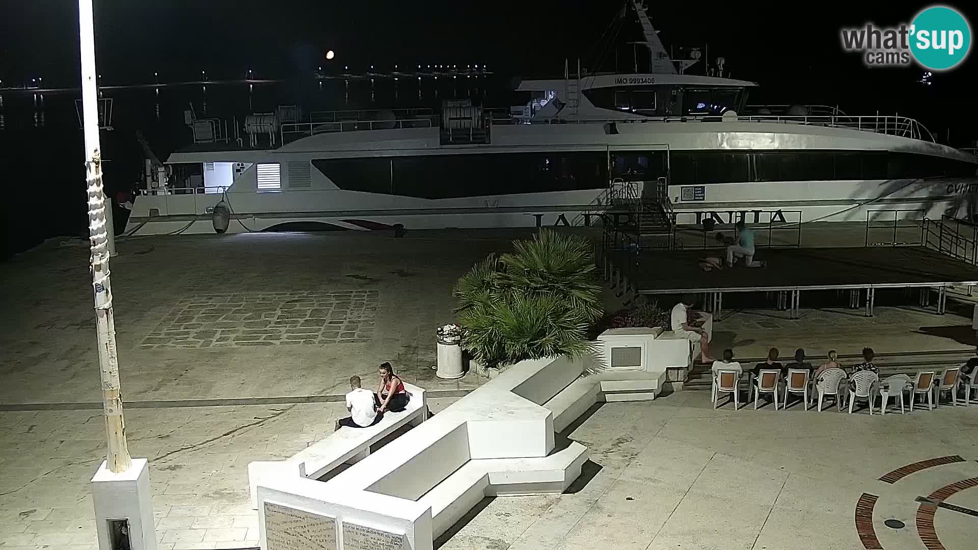 Webcam Novalja seaside promenade