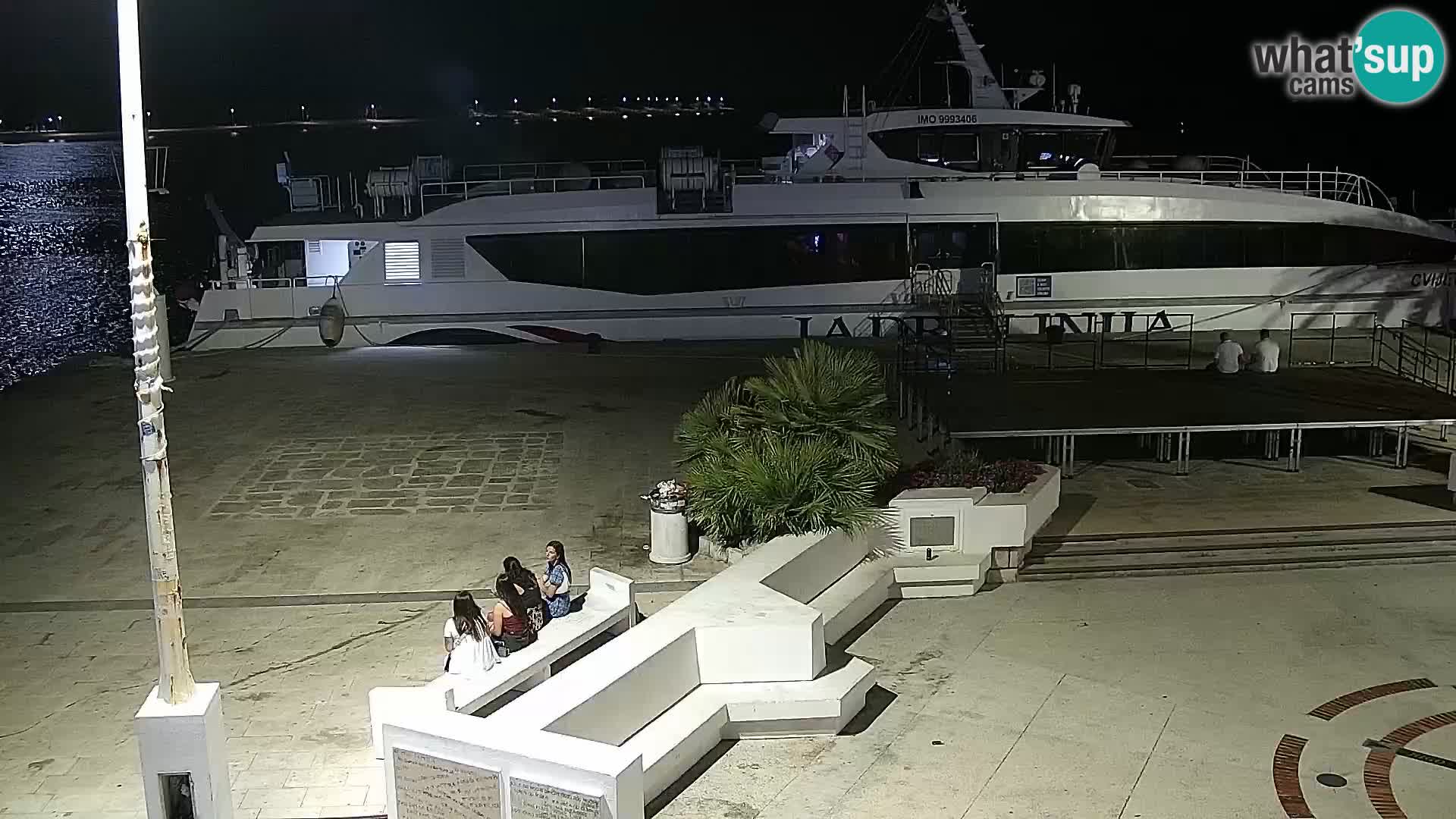 Webcam Novalja seaside promenade