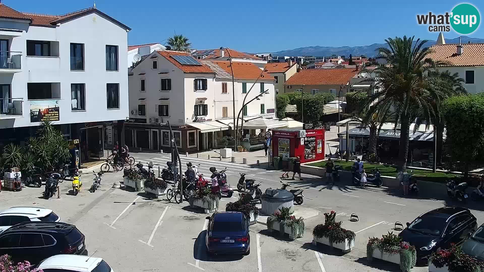 Novalja spletna kamera promenada