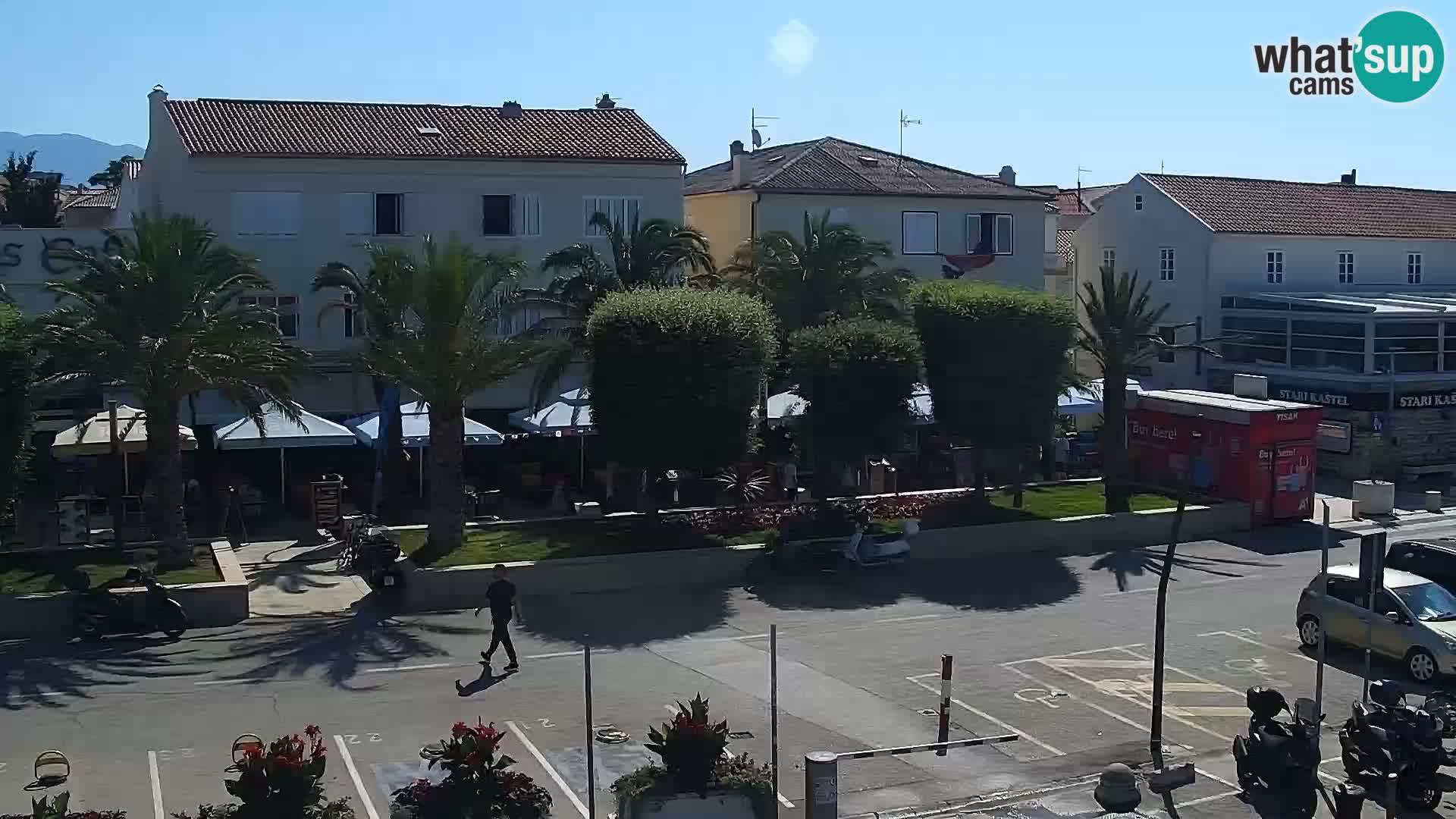 Web kamera Novalja promenada