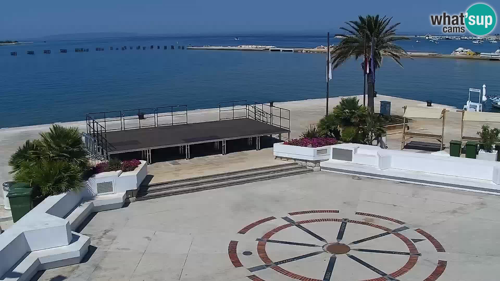 Web kamera Novalja promenada