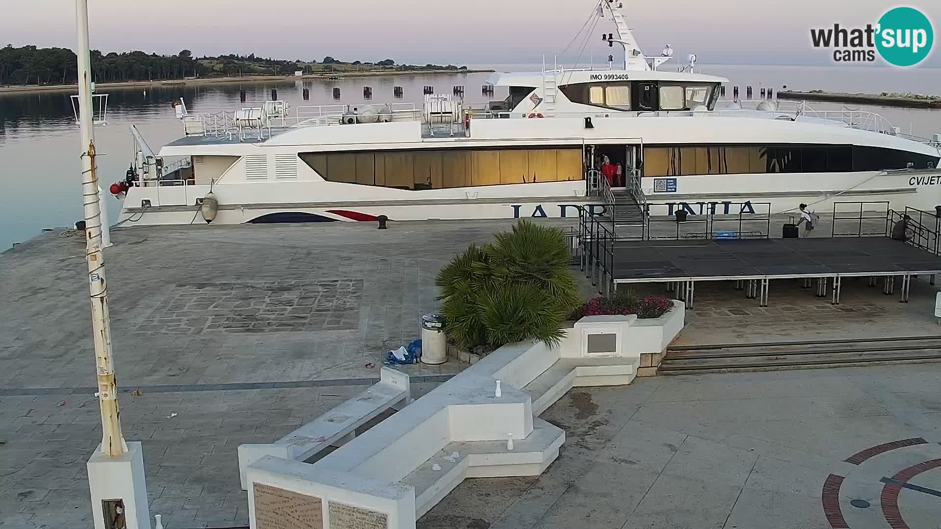 Novalja Livecam promenade