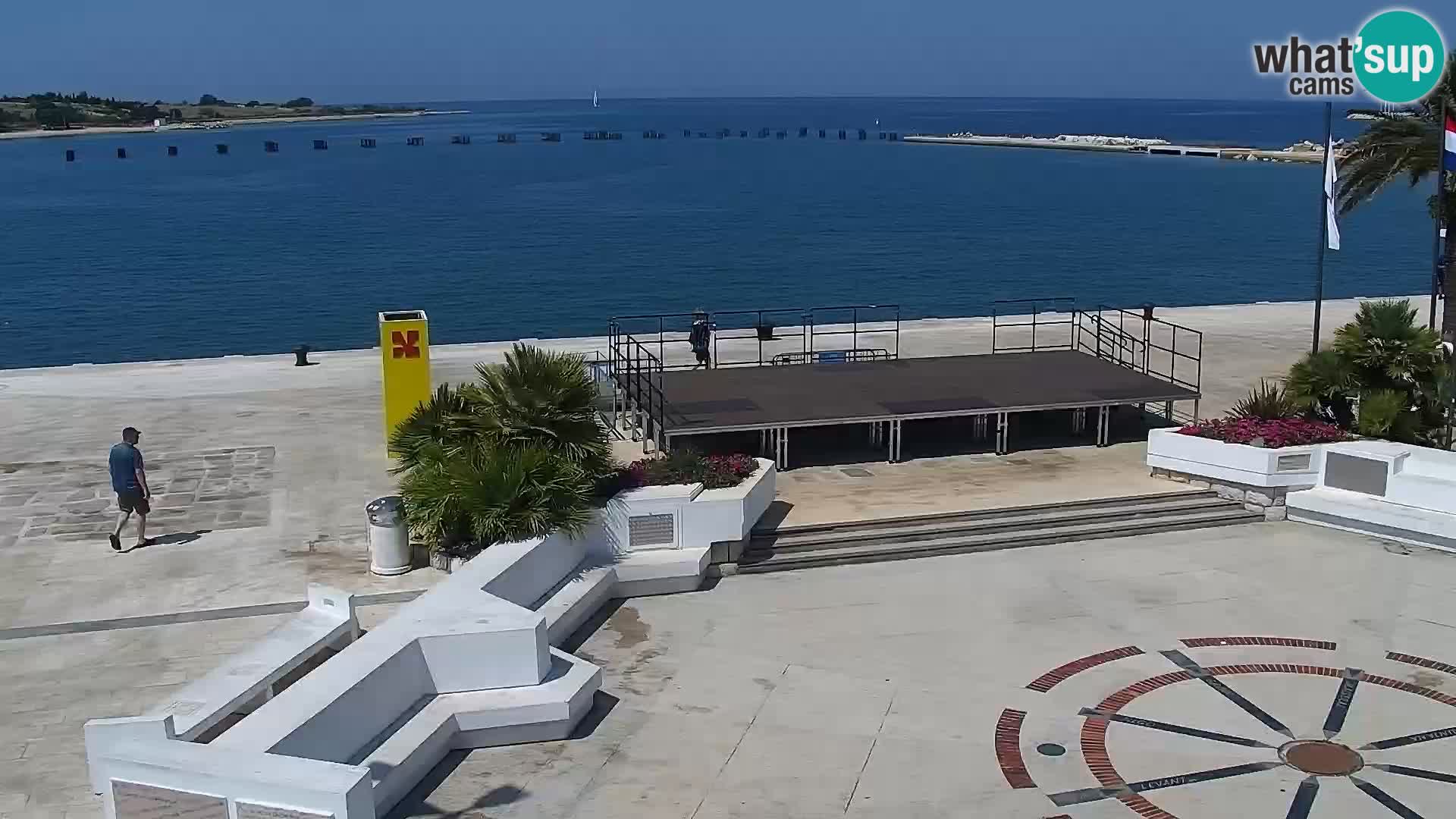 Webcam Novalja seaside promenade