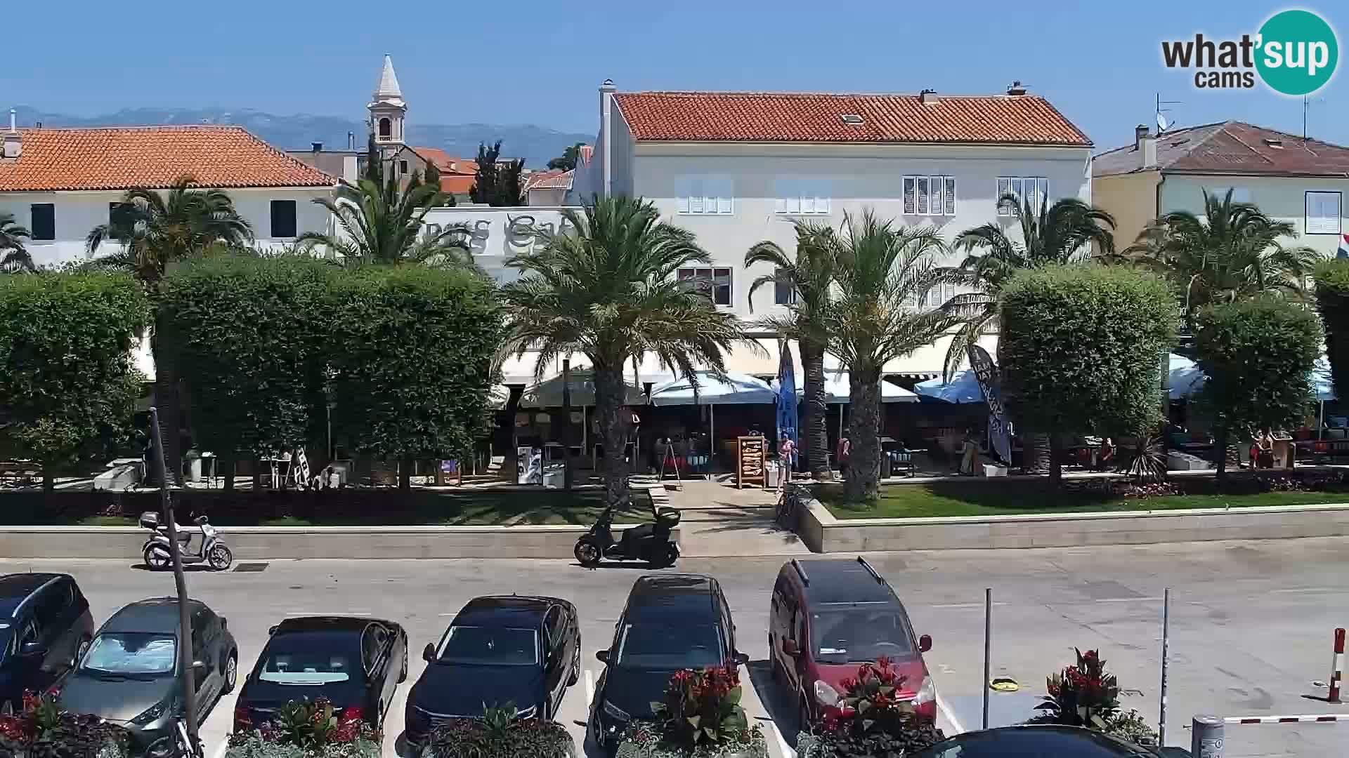 Novalja spletna kamera promenada