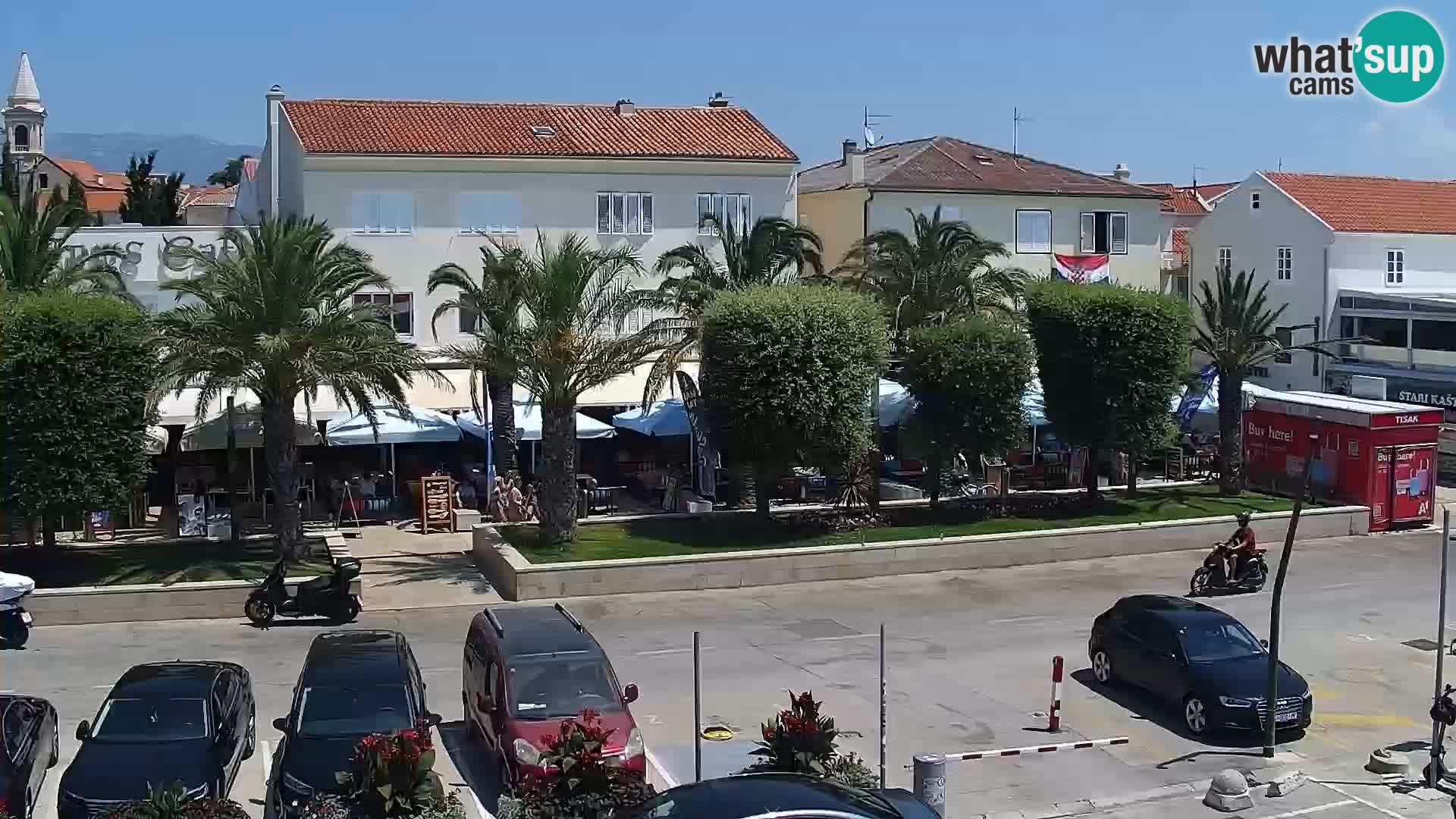 Novalja spletna kamera promenada