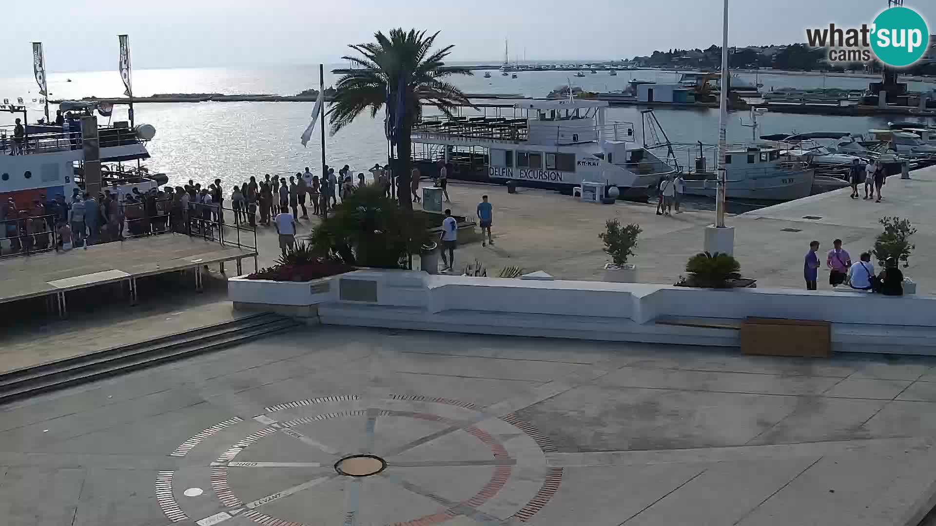 Novalja spletna kamera promenada