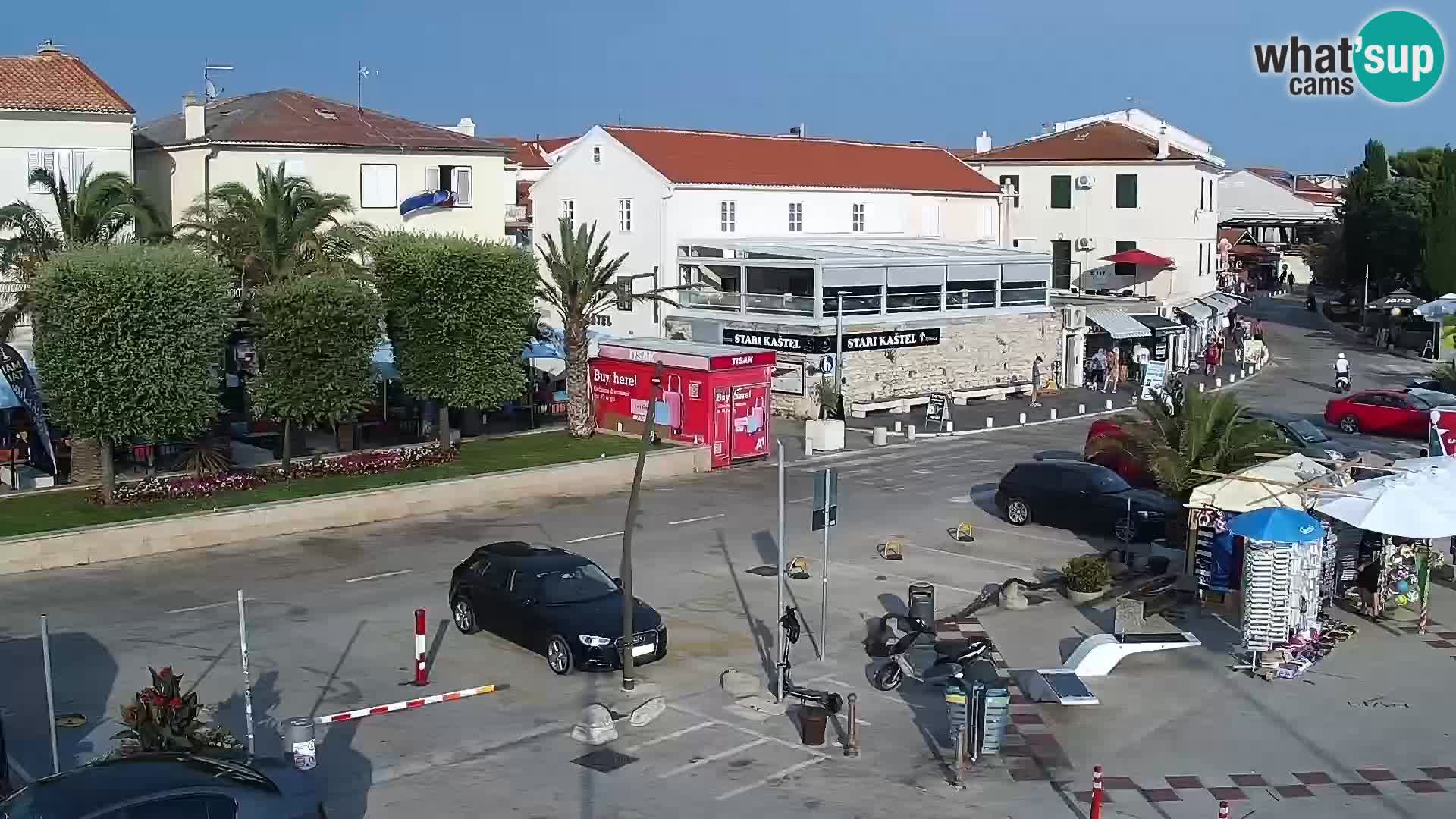 Novalja spletna kamera promenada