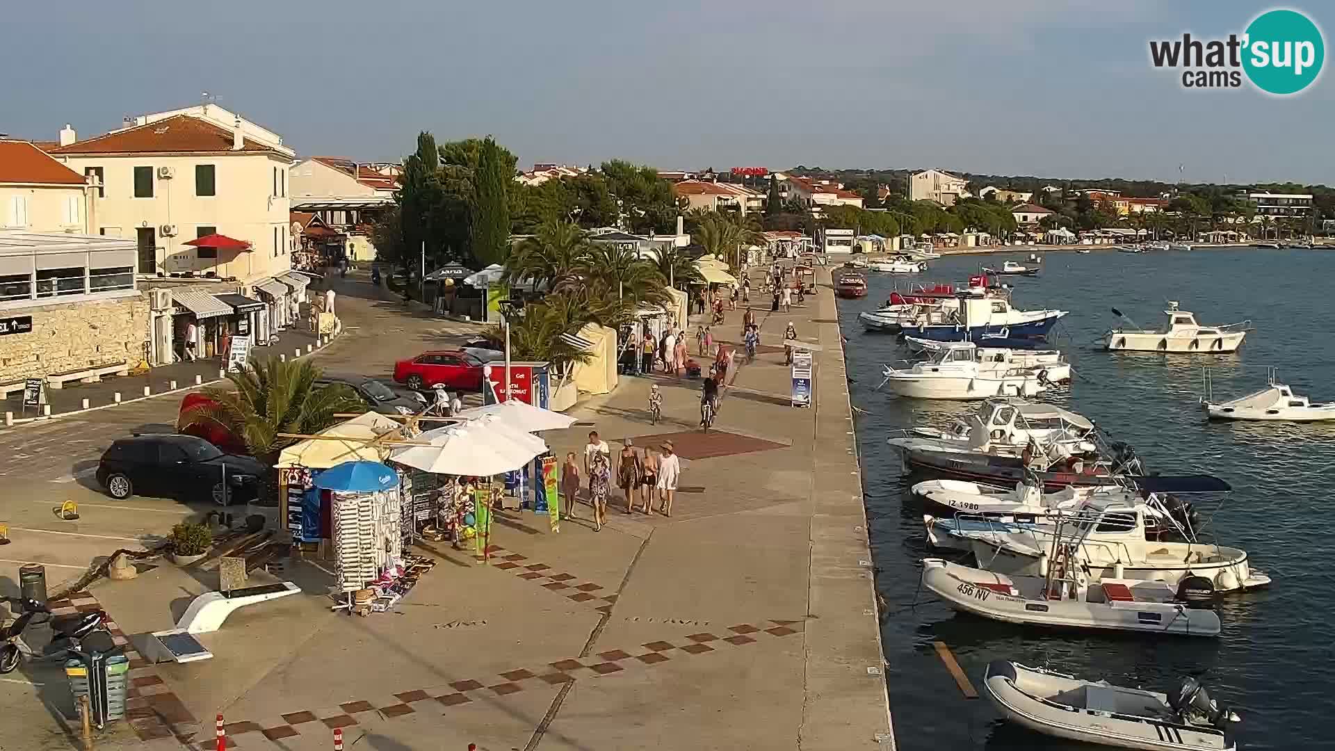 Web kamera Novalja promenada