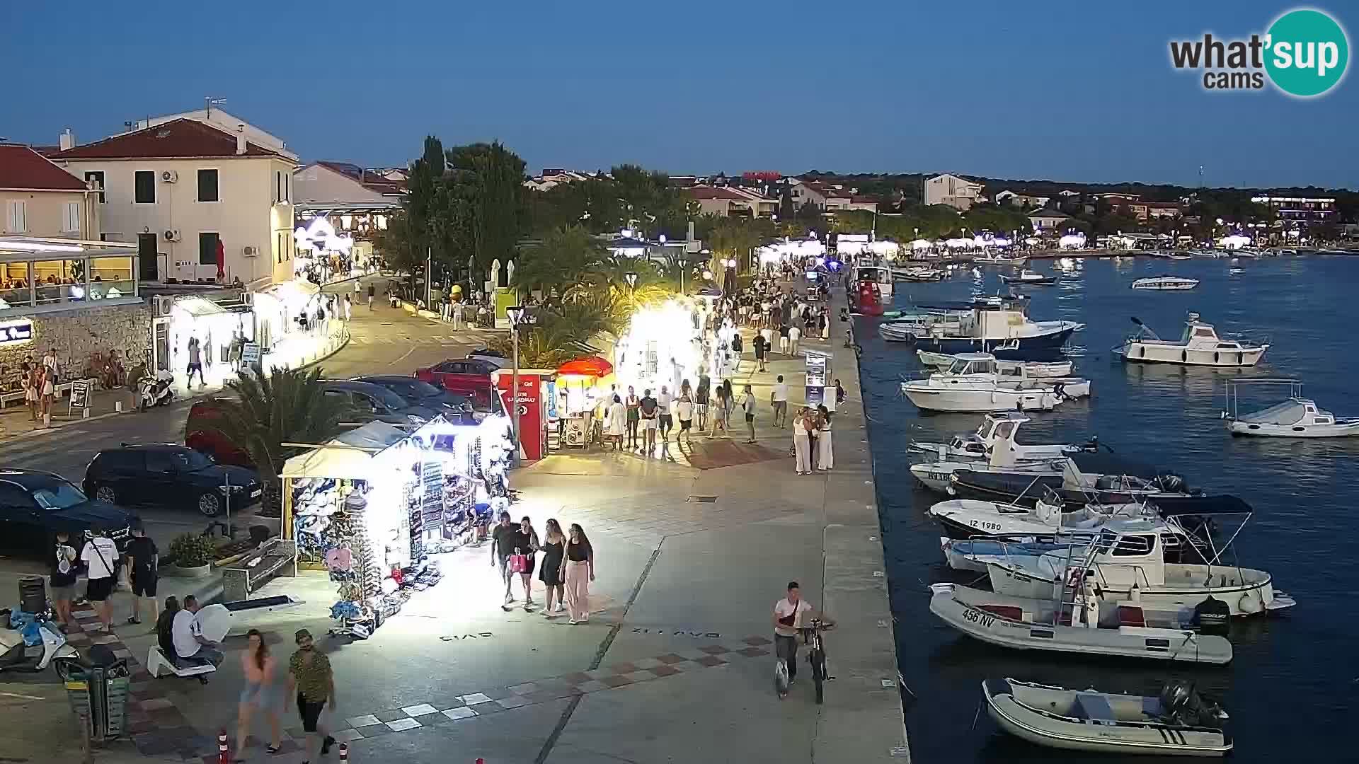 Novalja spletna kamera promenada