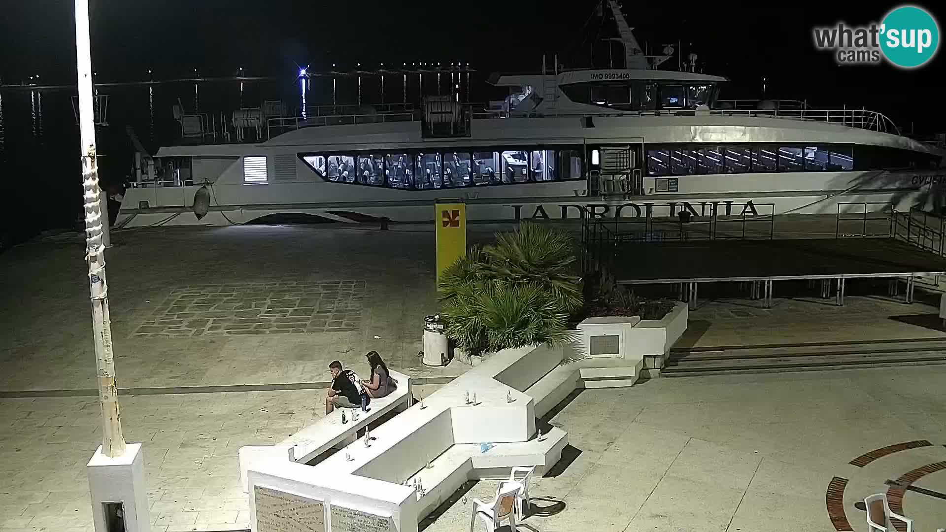 Webcam Novalja seaside promenade