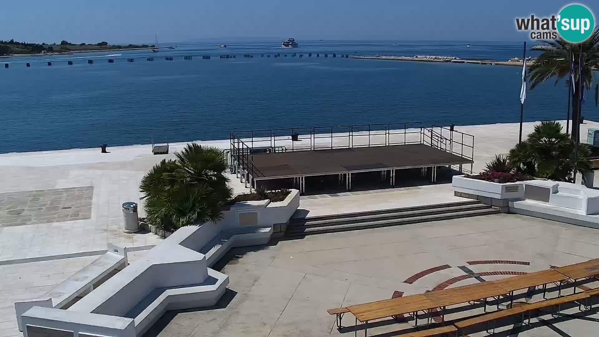 Webcam Novalja seaside promenade