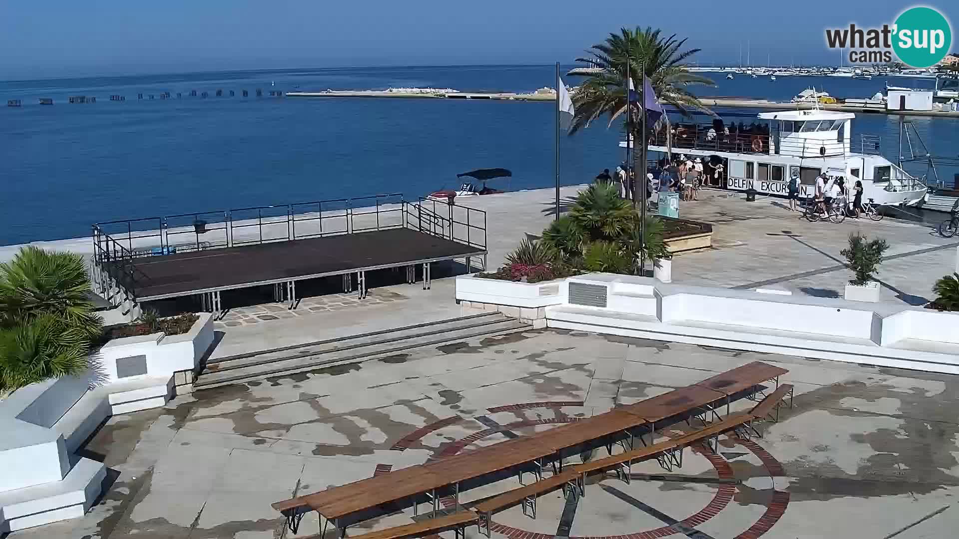 Webcam Novalja seaside promenade
