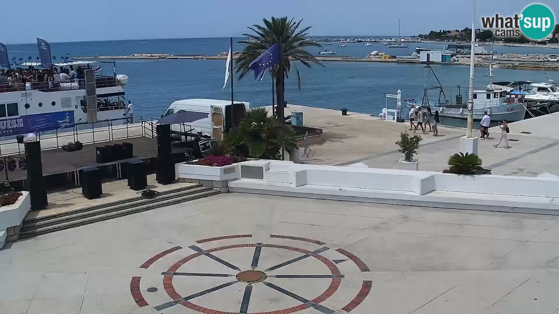 Webcam Novalja seaside promenade
