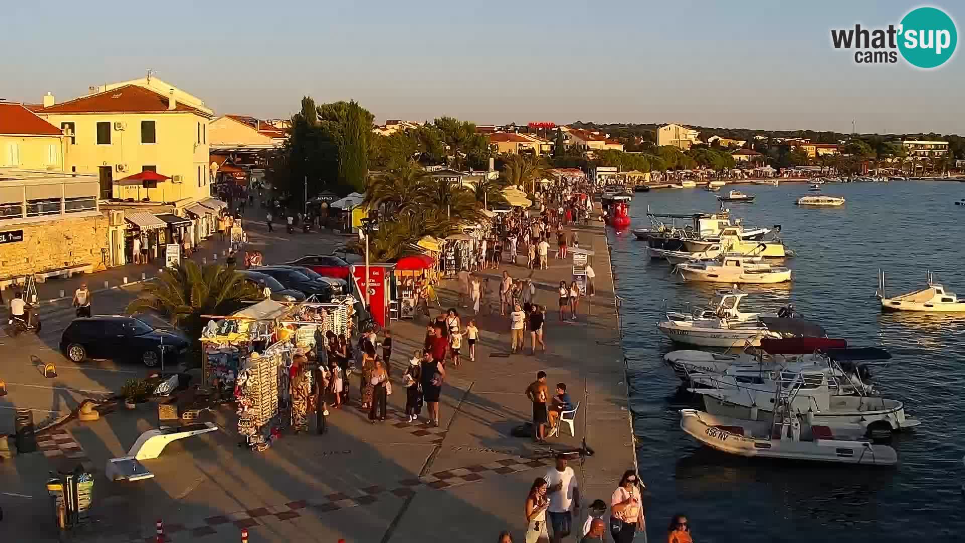 Webcam Novalja seaside promenade