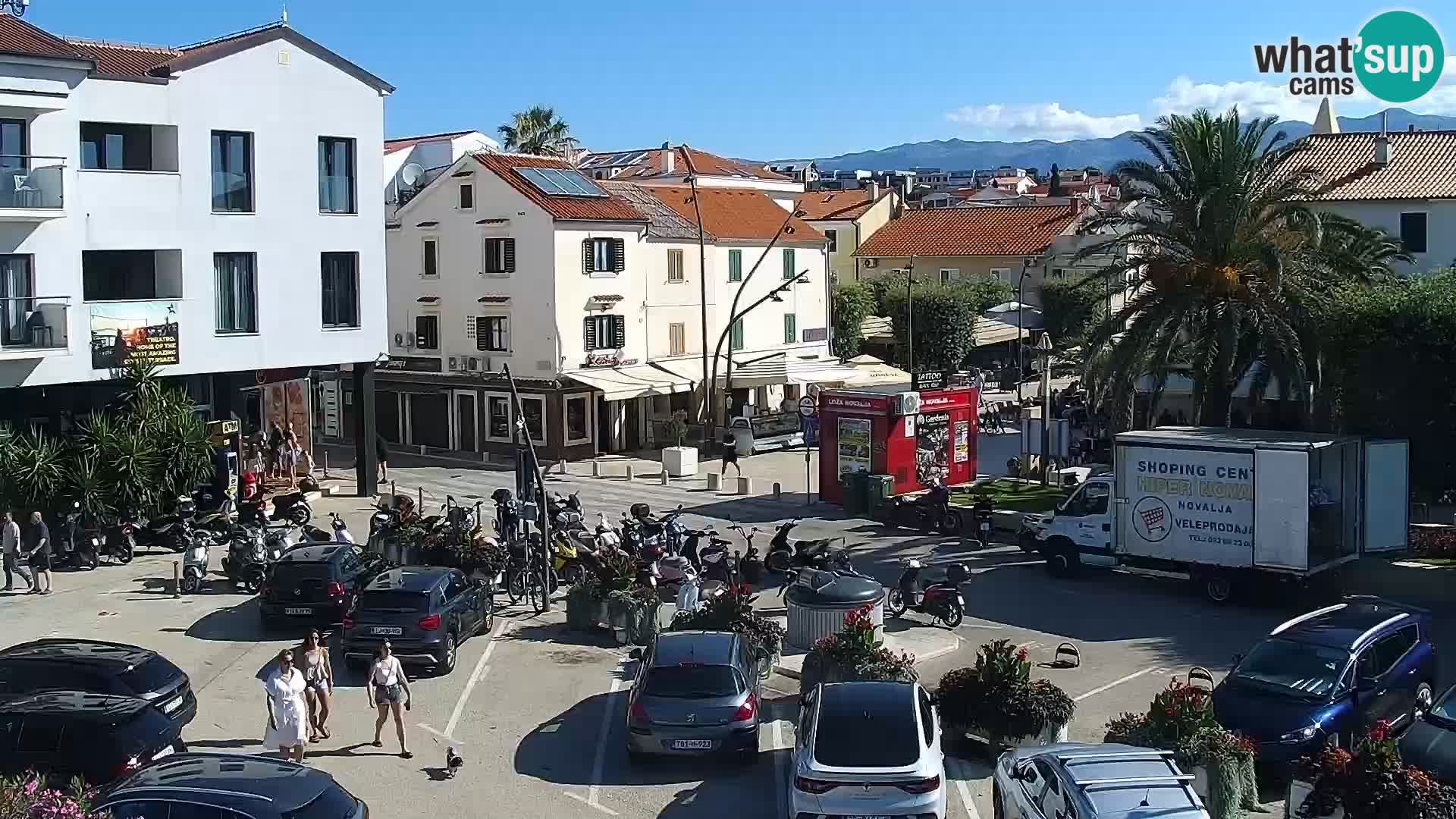Webcam Novalja seaside promenade