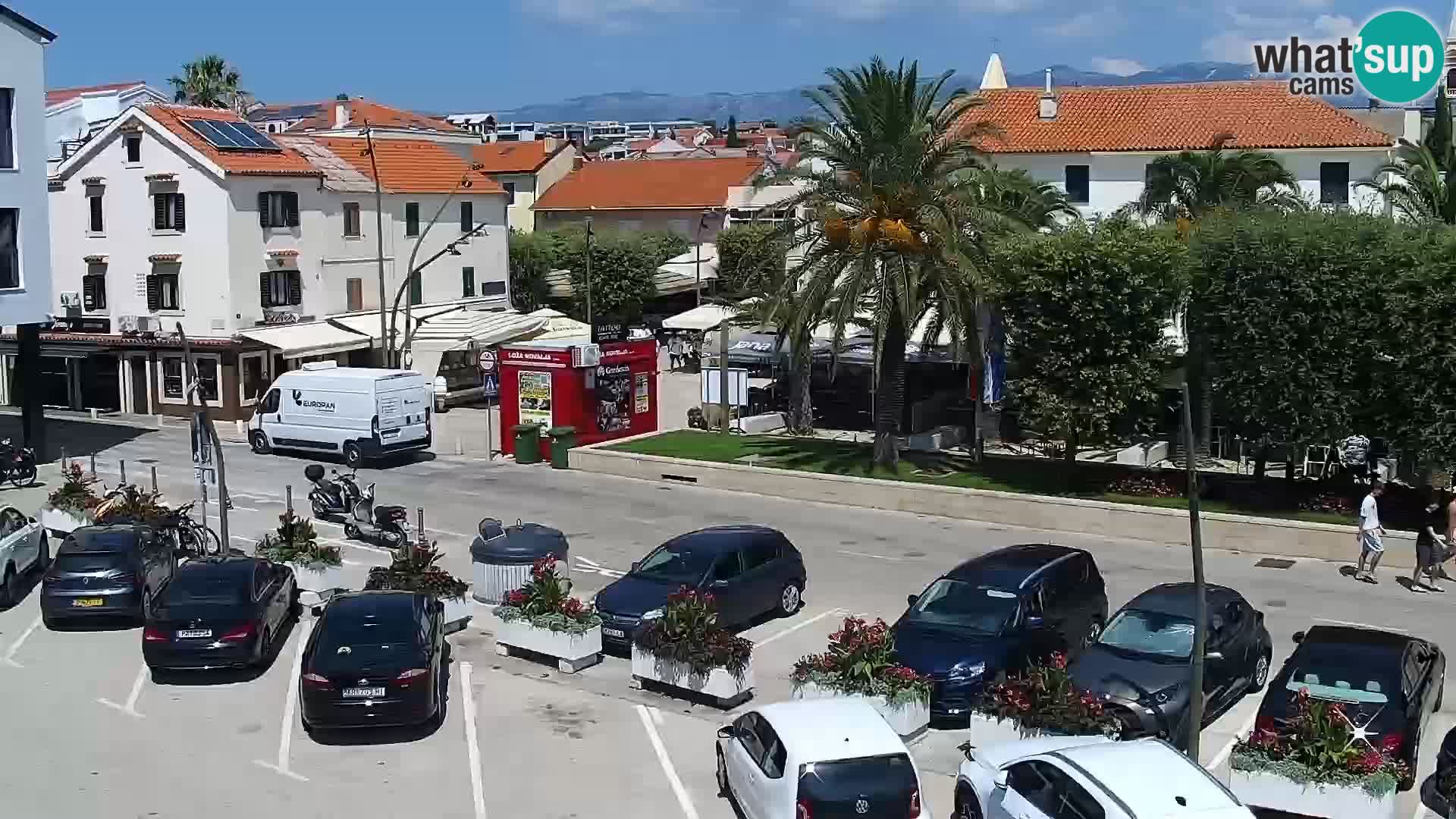 Novalja spletna kamera promenada