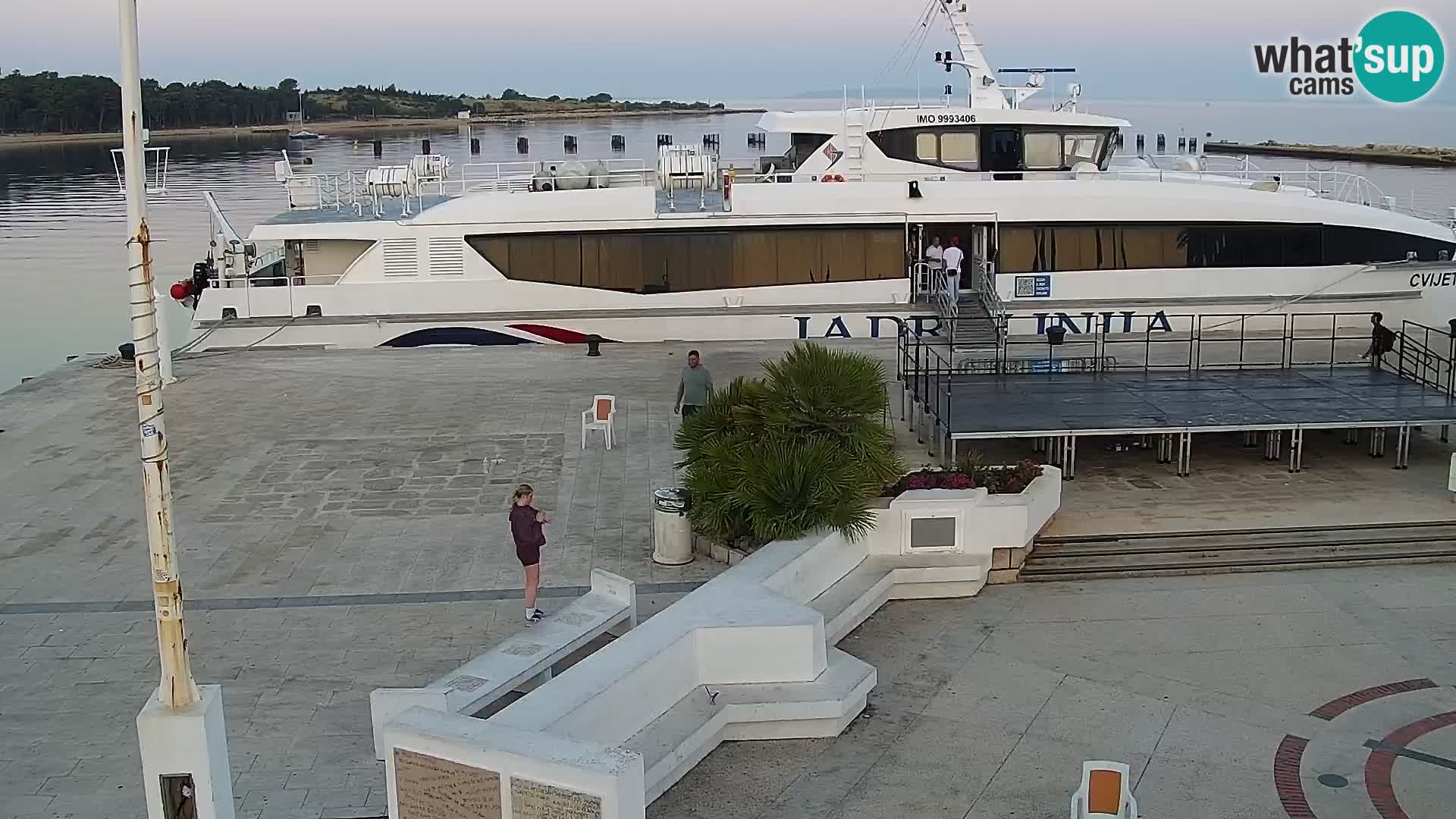 Webcam Novalja seaside promenade
