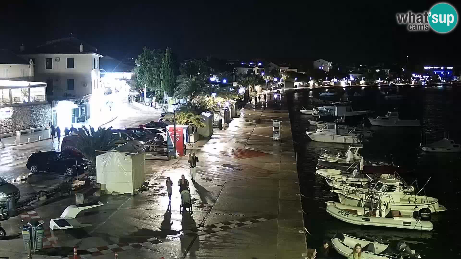 Novalja spletna kamera promenada