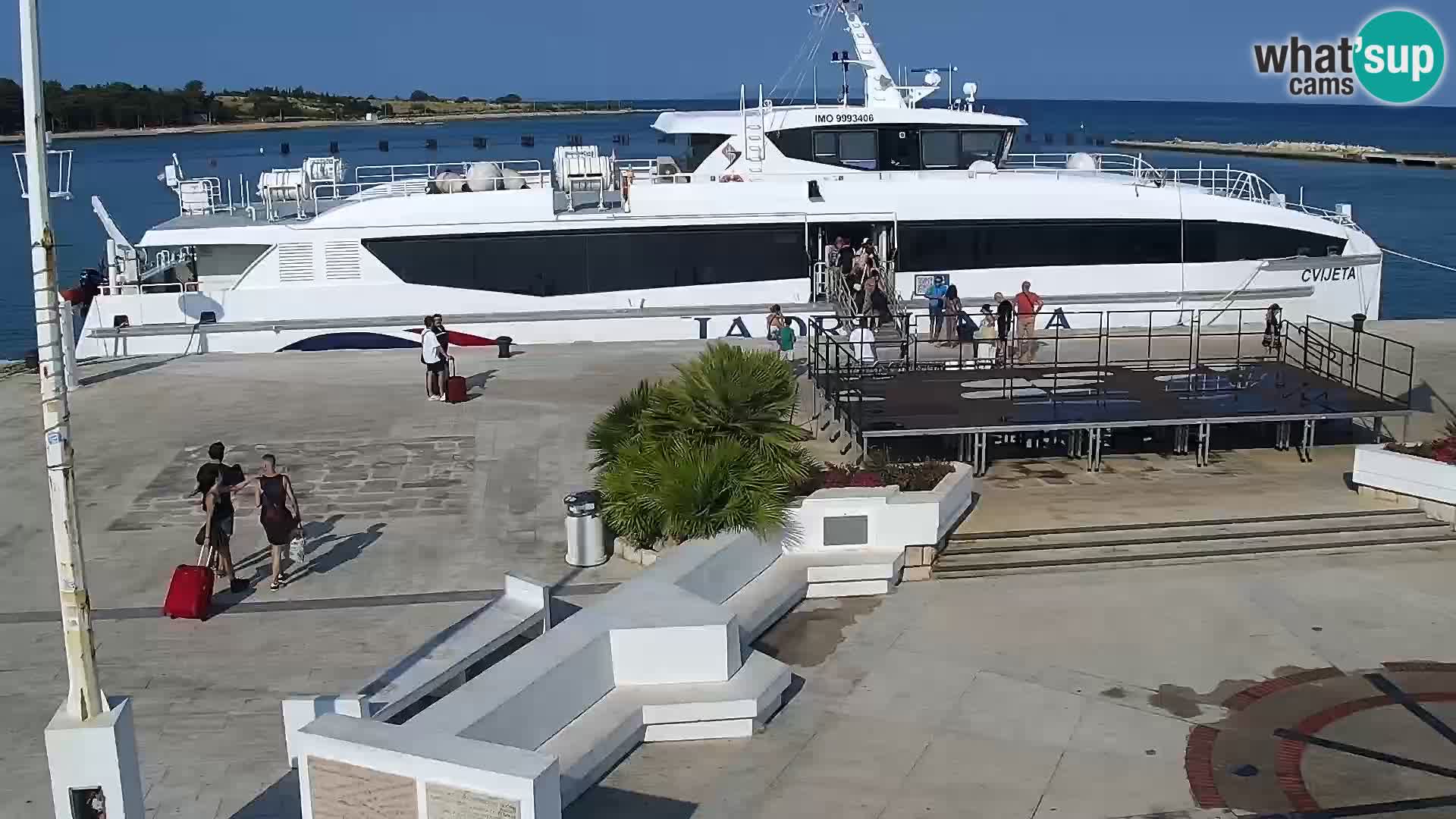 Webcam Novalja seaside promenade