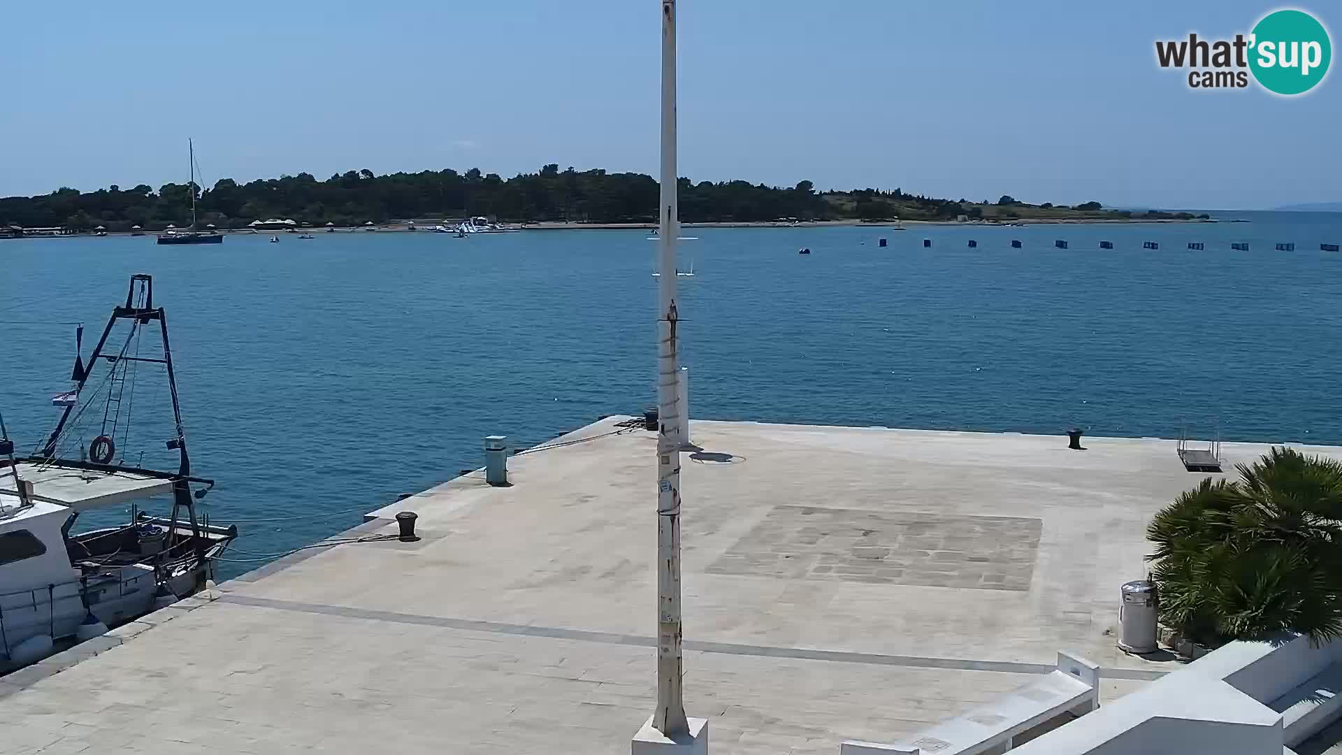 Web kamera Novalja promenada