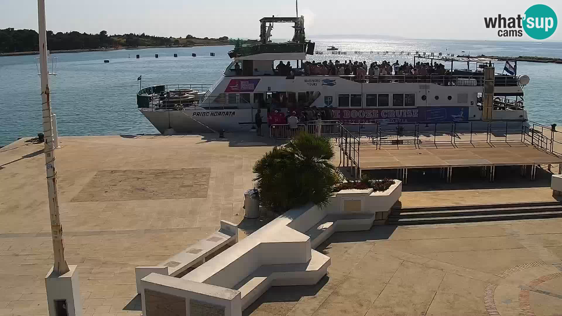 Novalja Livecam promenade