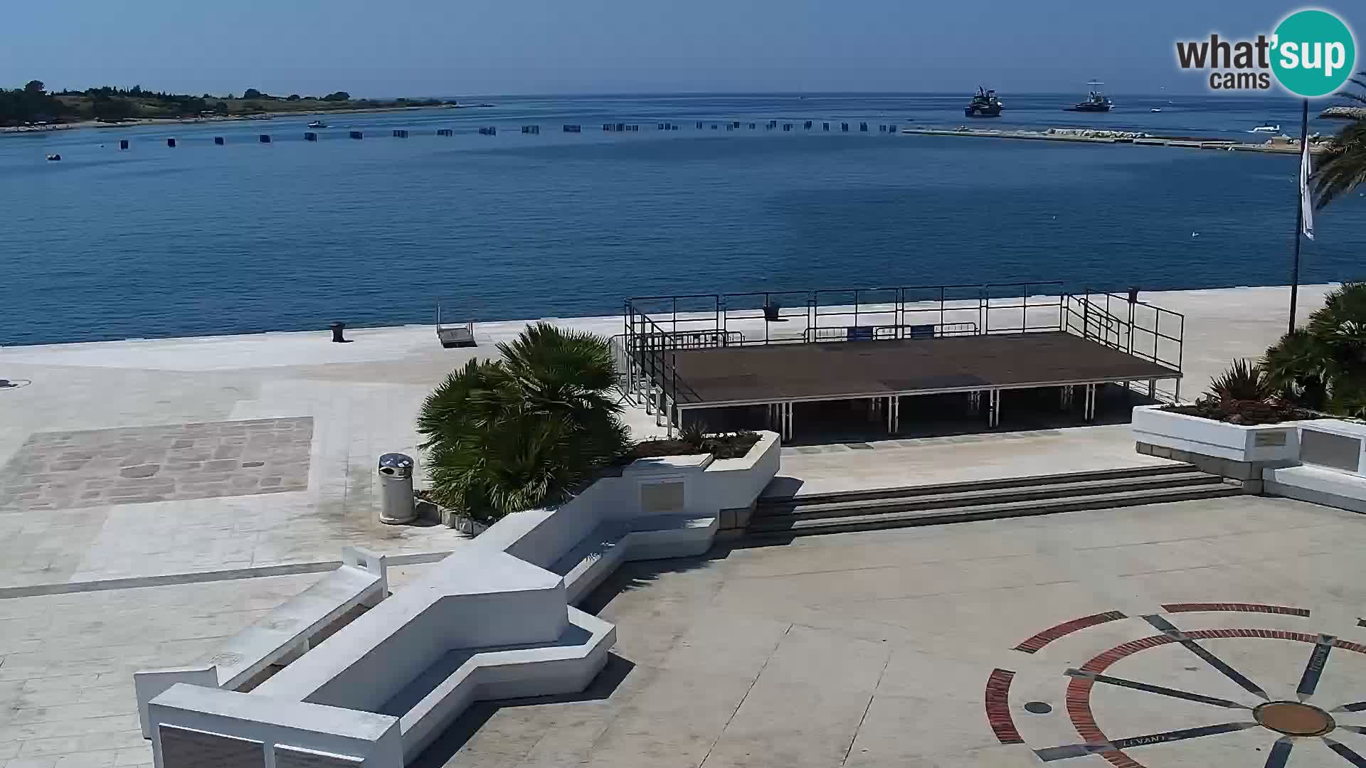 Novalja spletna kamera promenada
