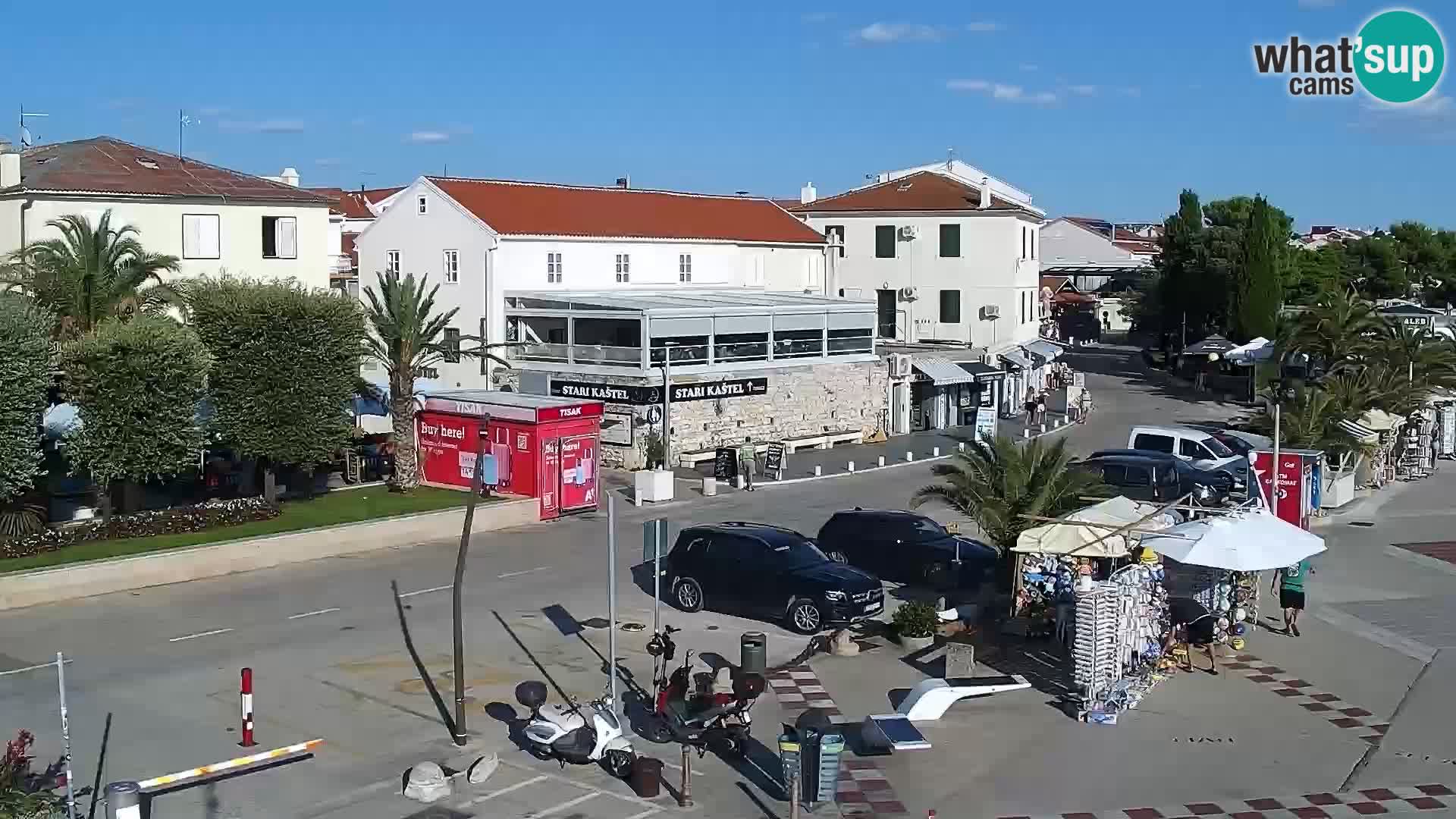 Webcam Novalja seaside promenade