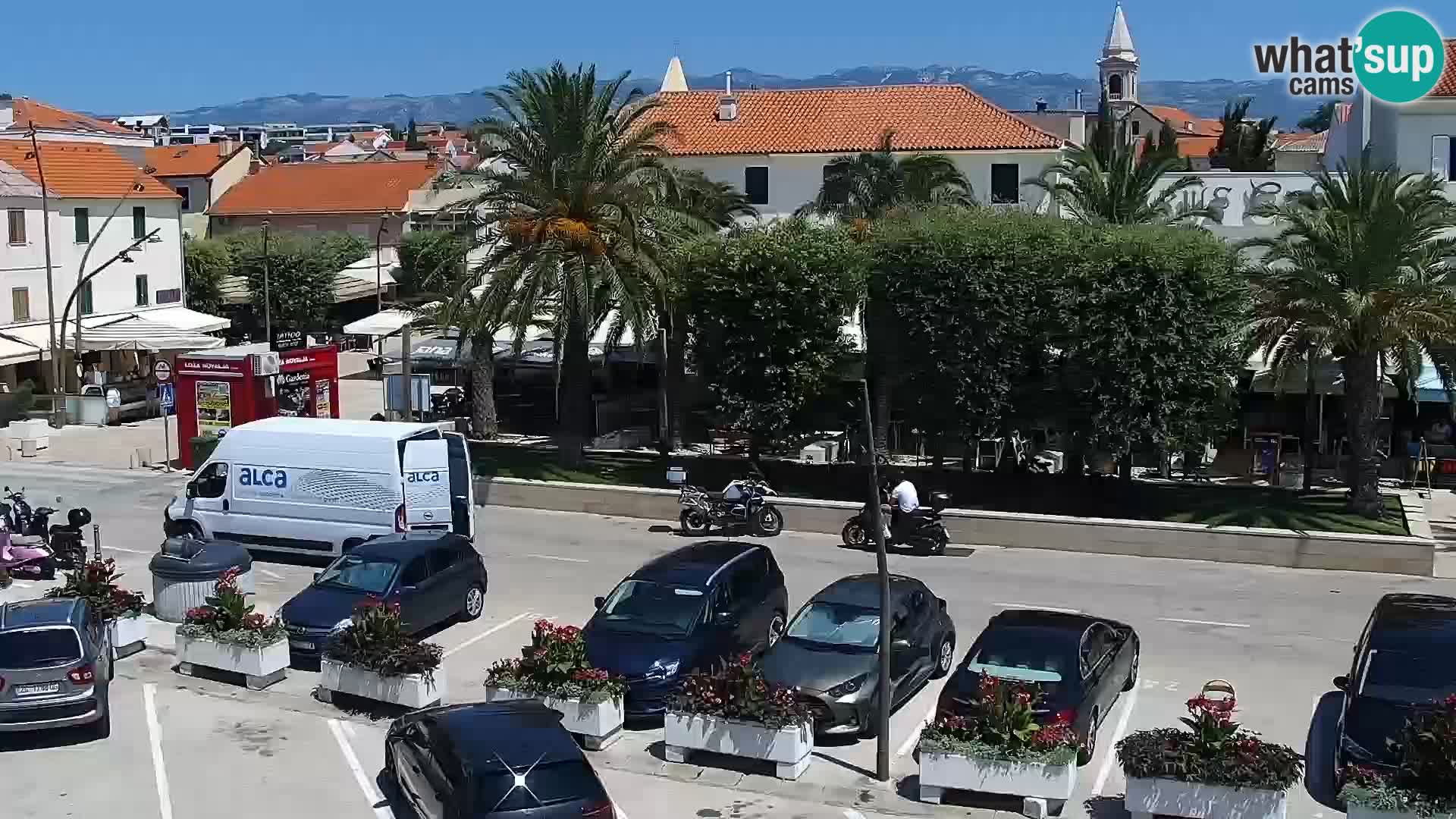 Webcam Novalja seaside promenade