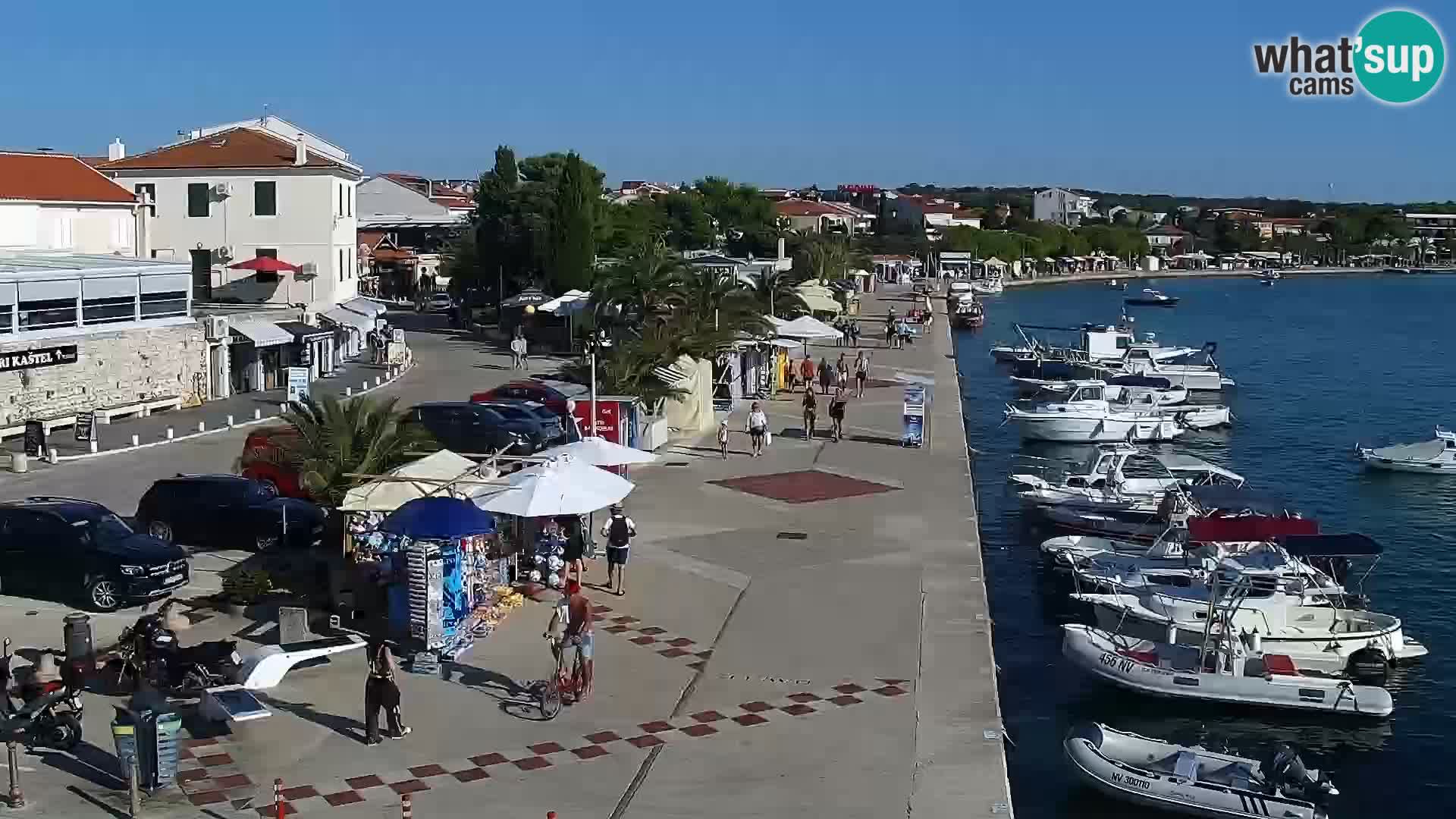 Web kamera Novalja promenada