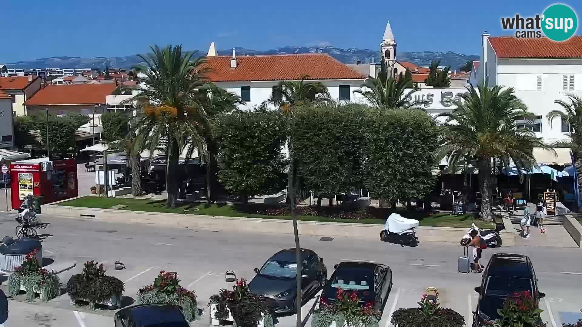 Web kamera Novalja promenada