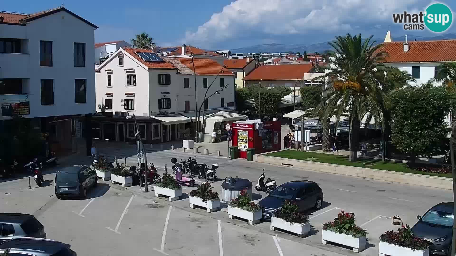 Webcam Novalja seaside promenade